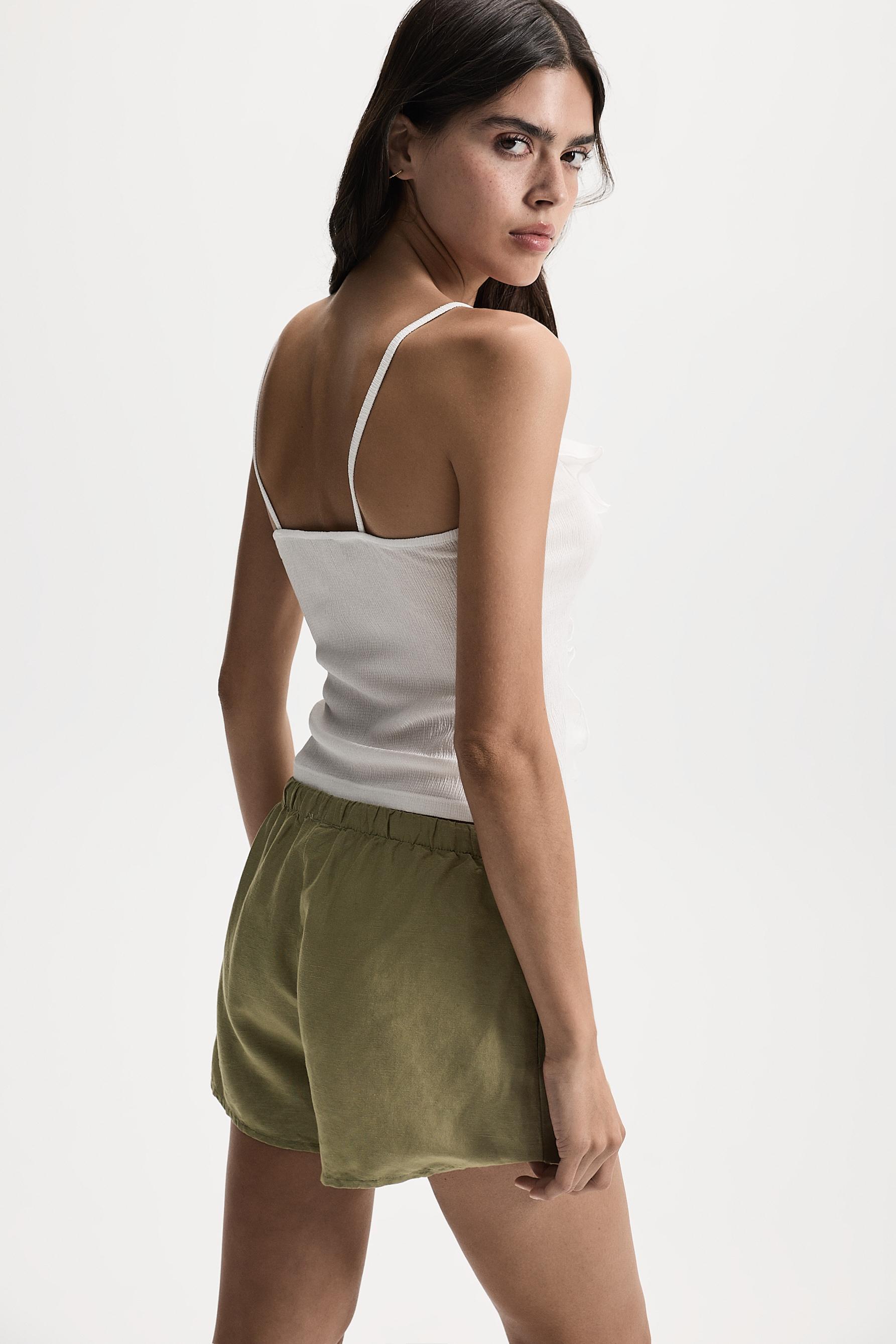 Ruffled top — OFF WHITE