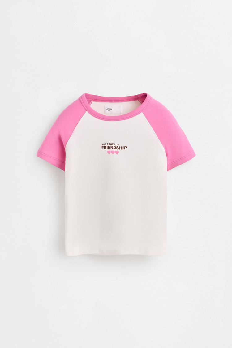 Raglan sleeve T-shirt — STRAWBERRY