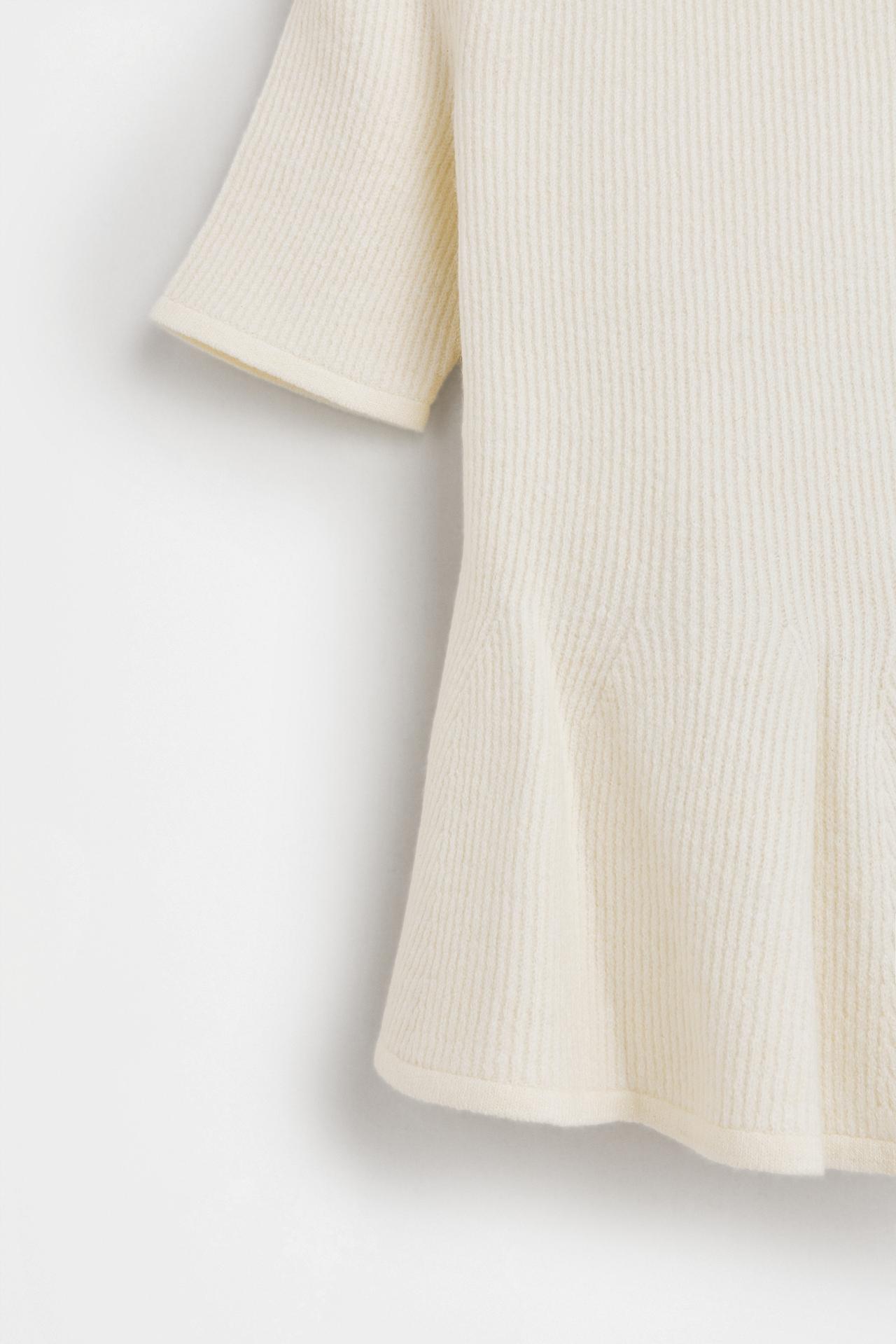 Ribbed peplum sweater — ECRU