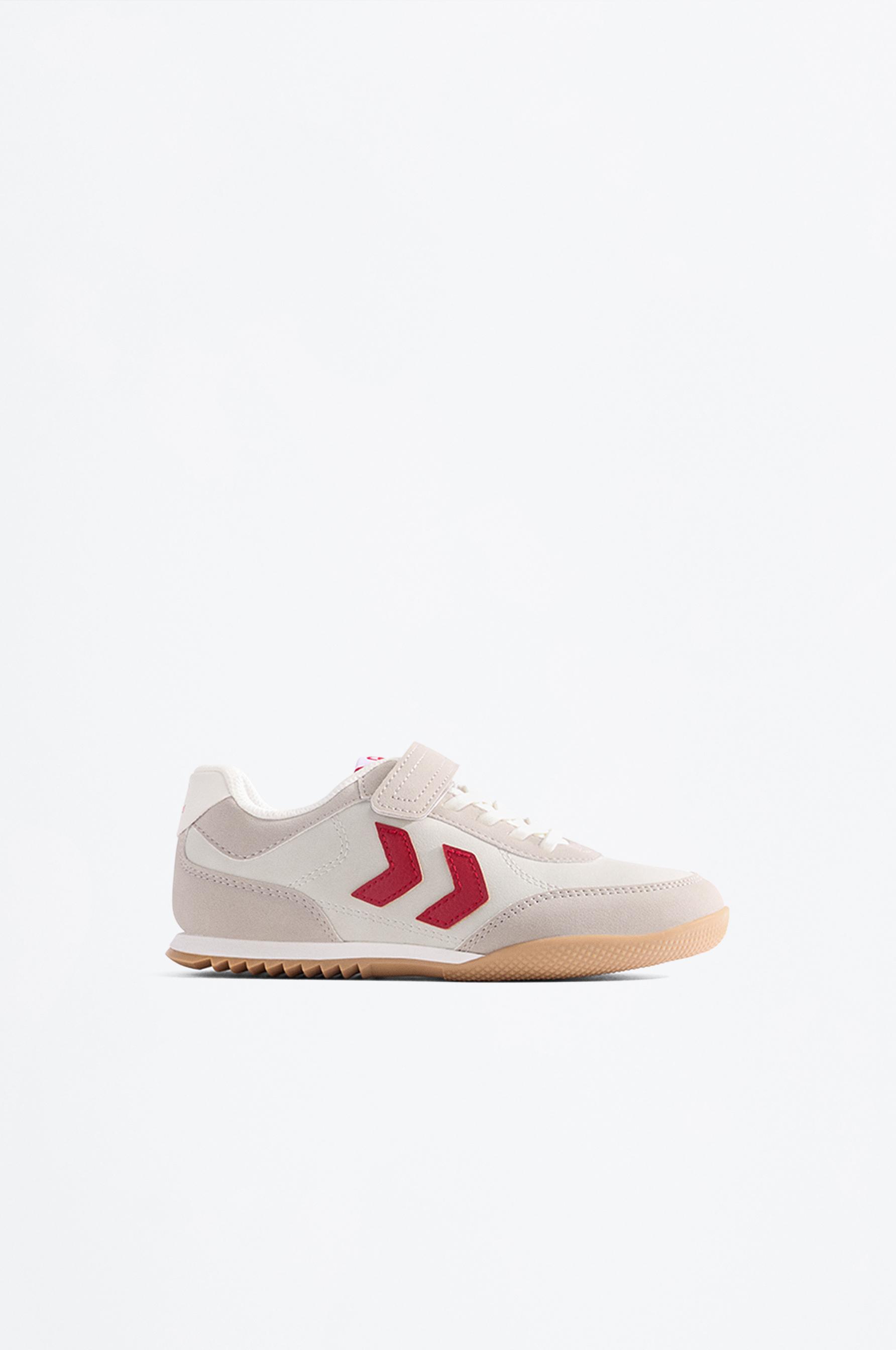 Deportivo piso fino Hummel