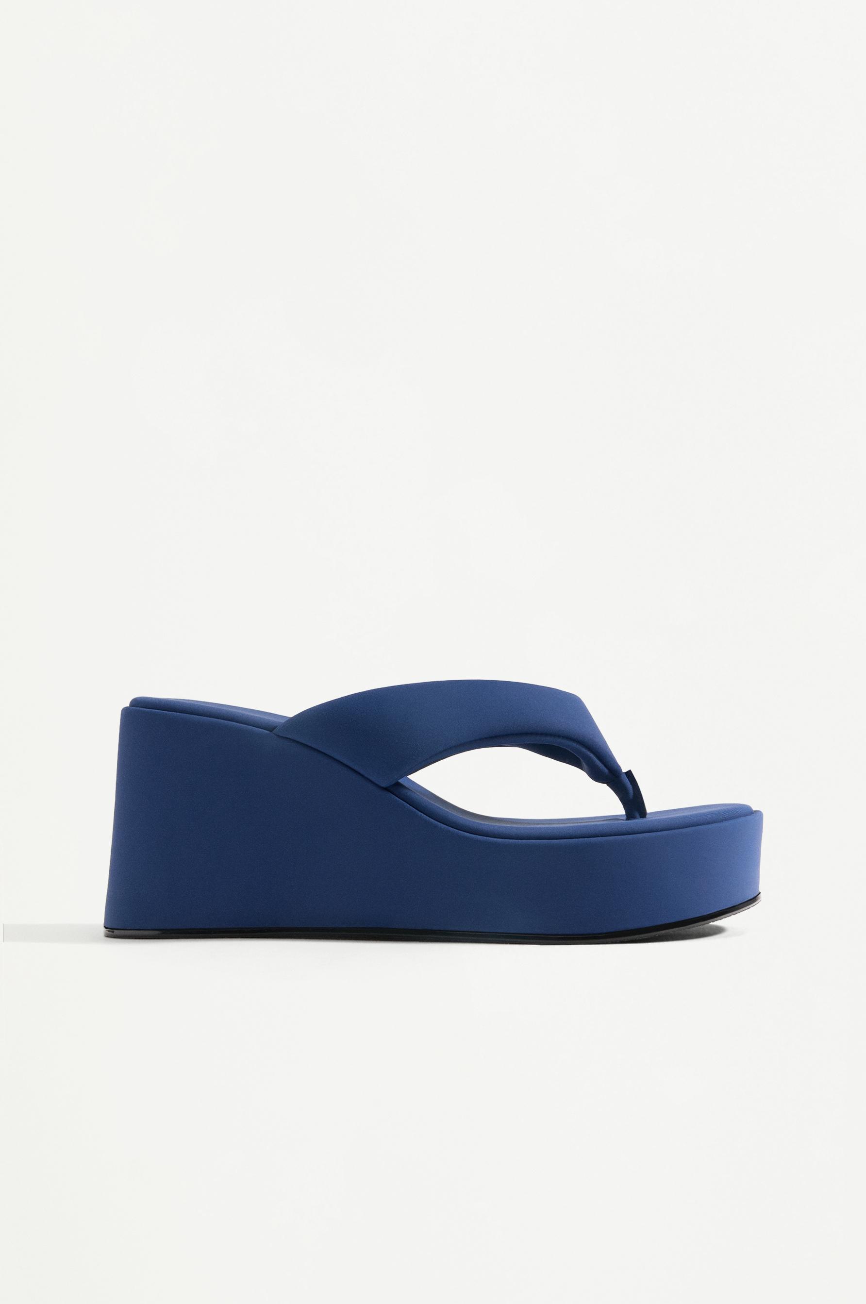 Neoprene-effect wedge sandals — DEEP BLUE