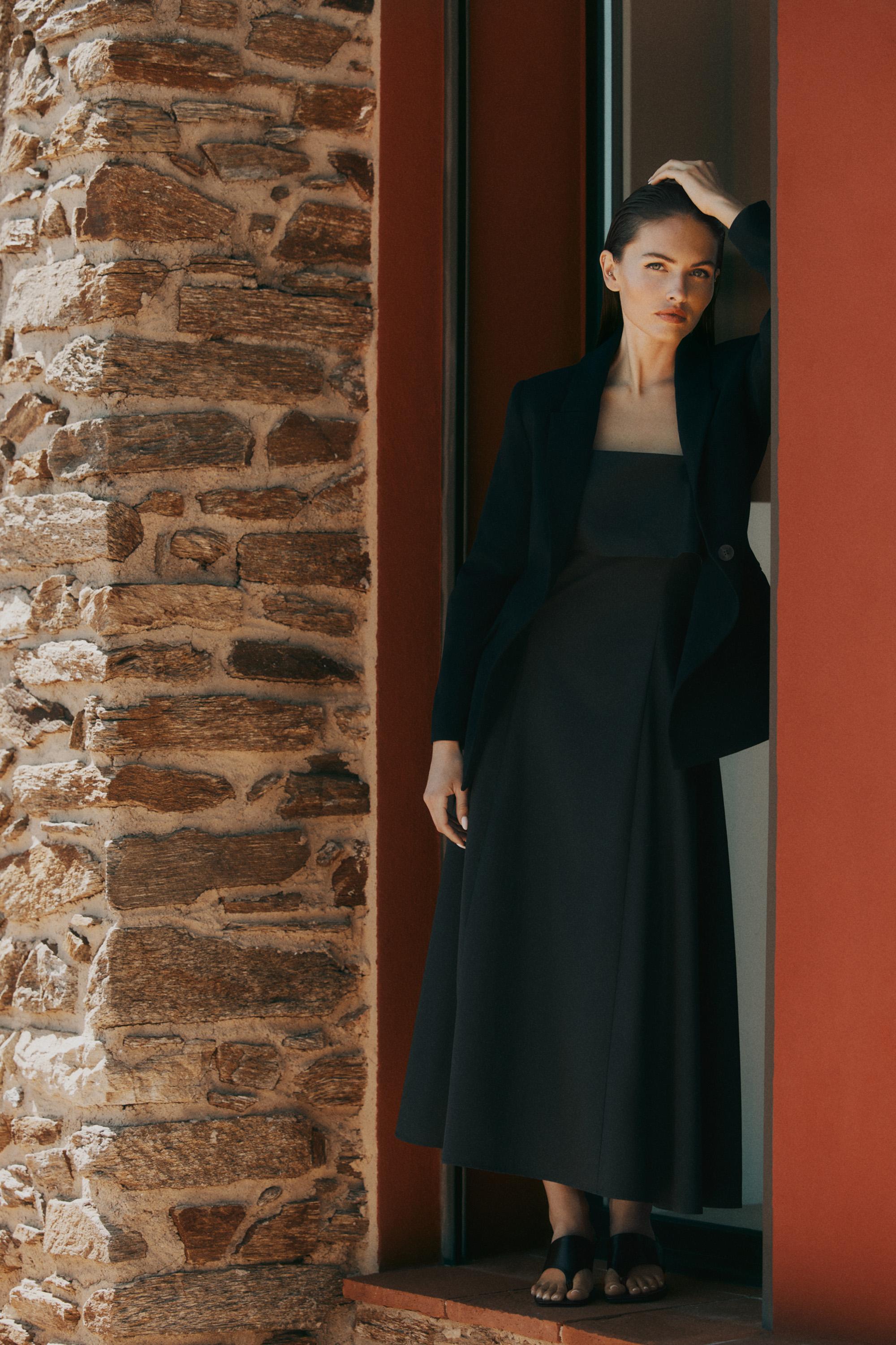 Flowy midi dress — NAVY