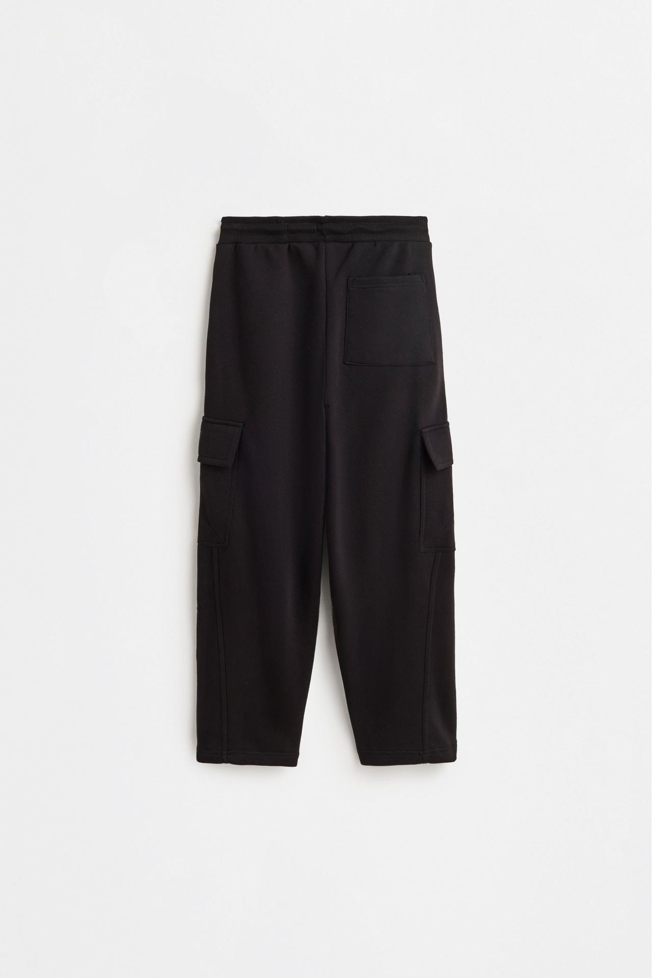 Plush barrel-leg cargo pants — BLACK