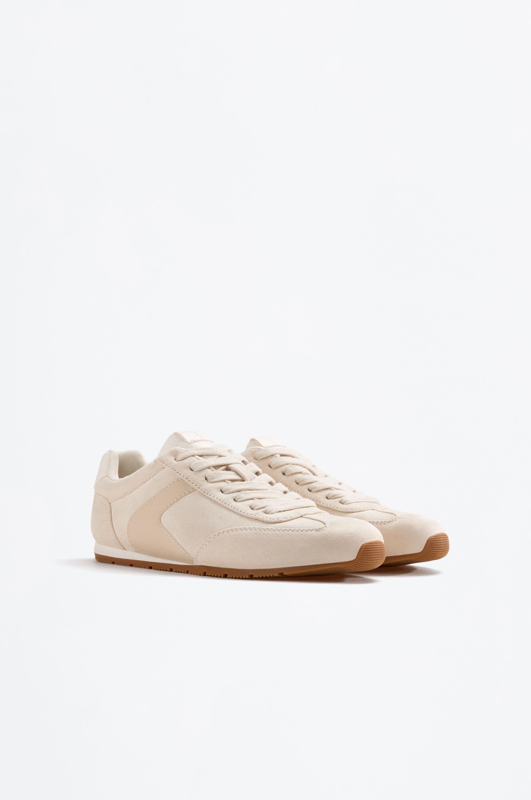 Sneakers — ECRU