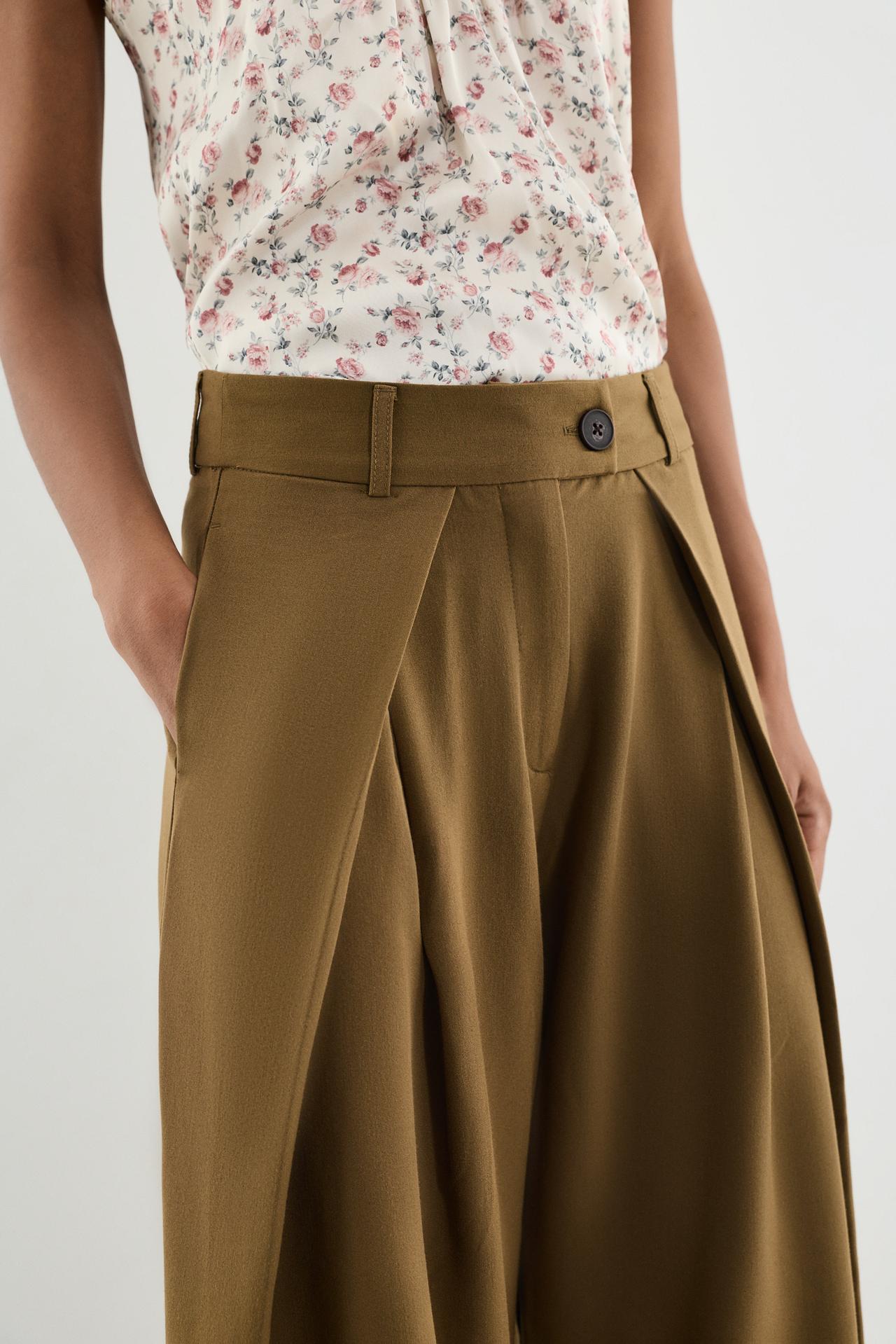 Pleated wide-leg trousers — KHAKI