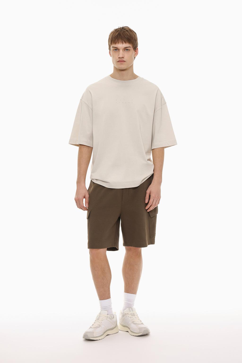 Interlock cargo Bermuda shorts