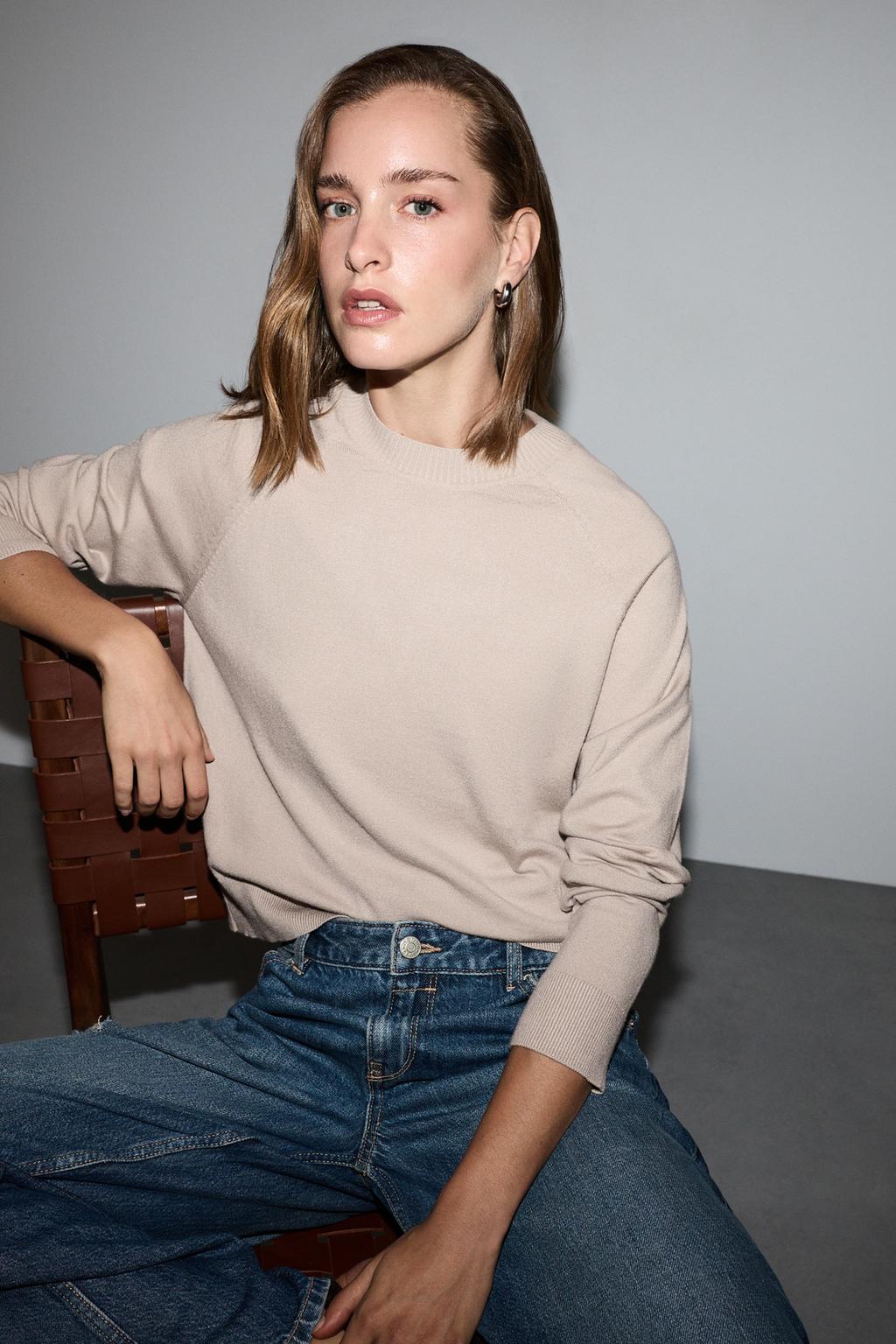 round neck sweater