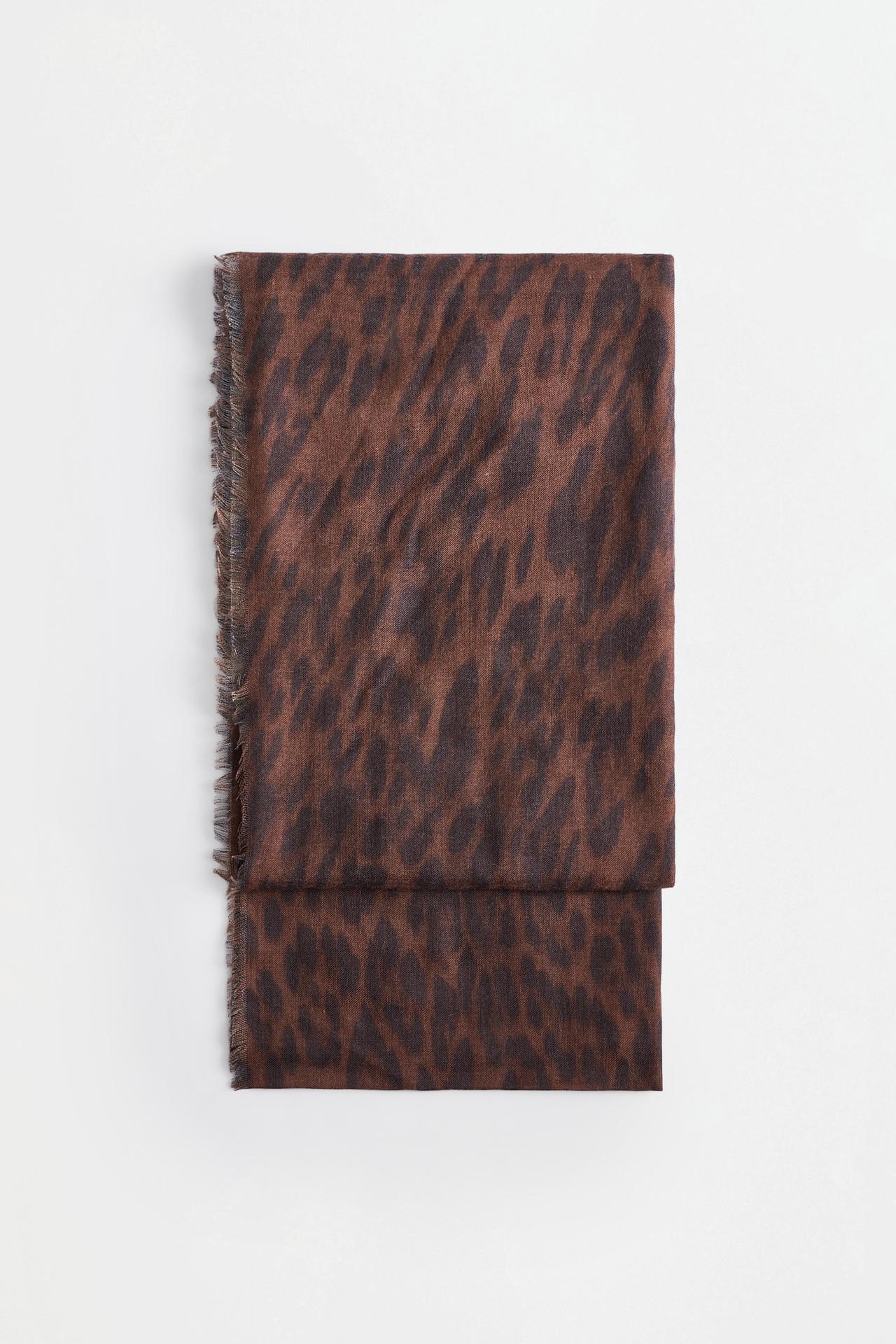 Leopard print scarf — LEOPARD PRINT