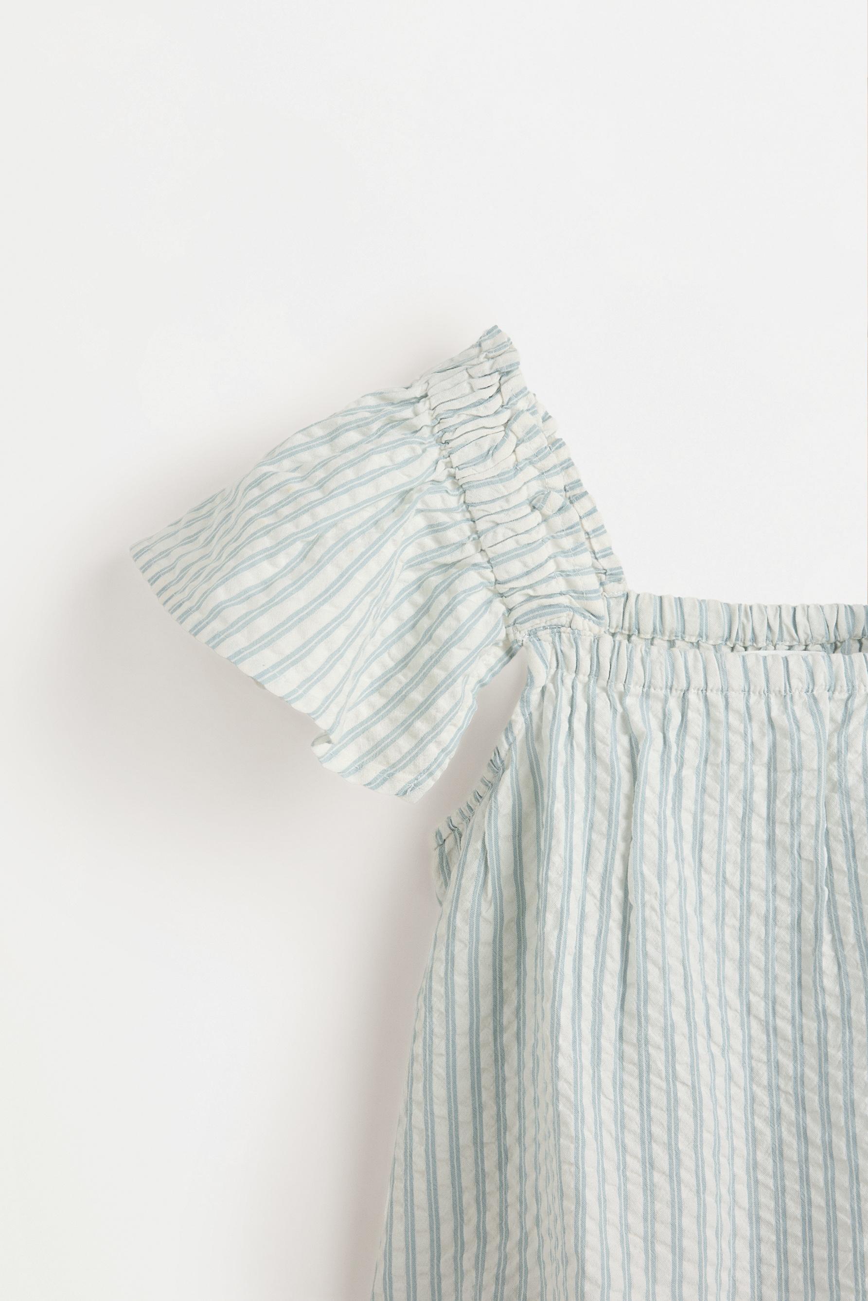 Striped seersucker top — PALE SKY BLUE