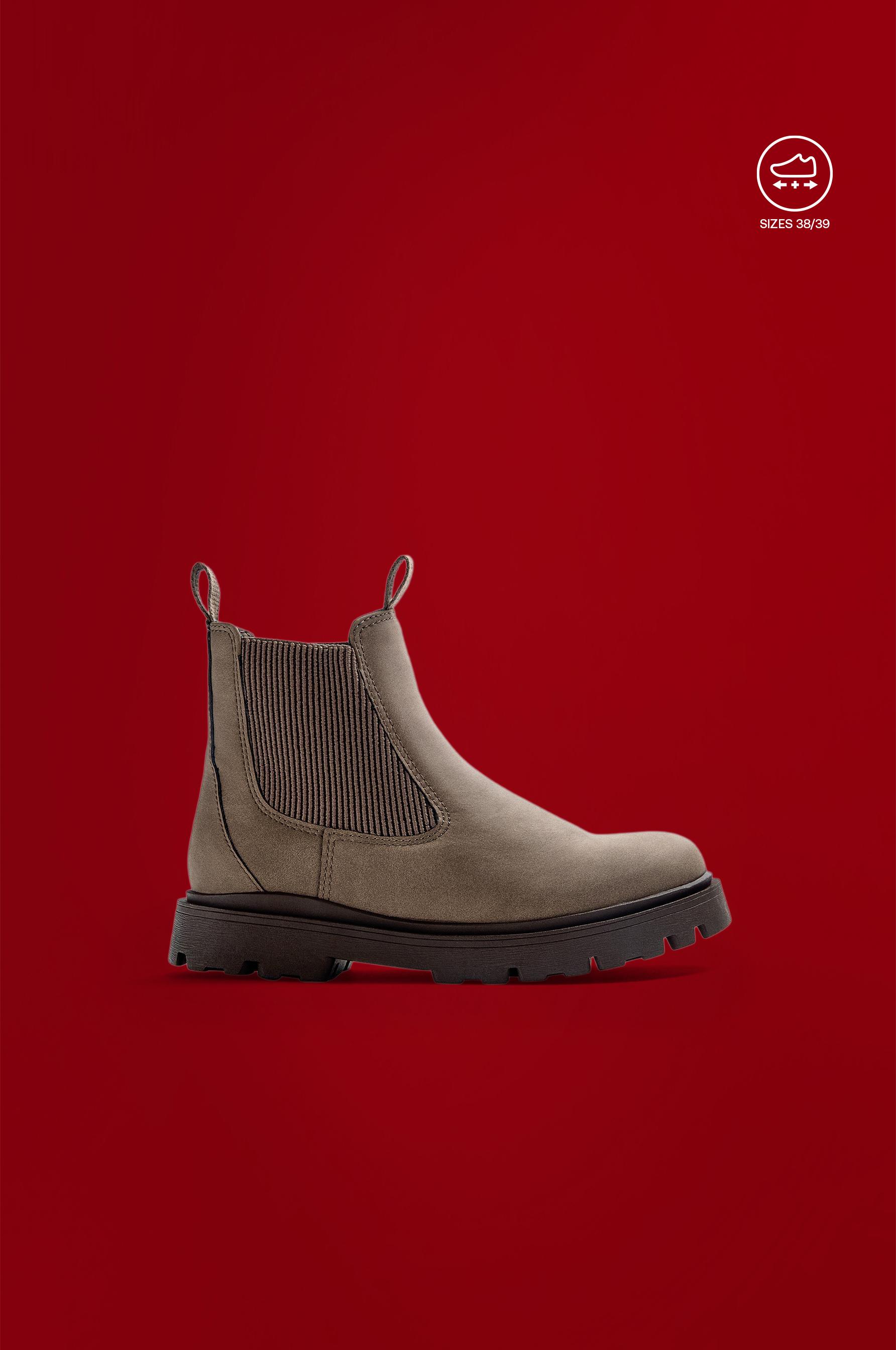 Chelsea boots — BROWN