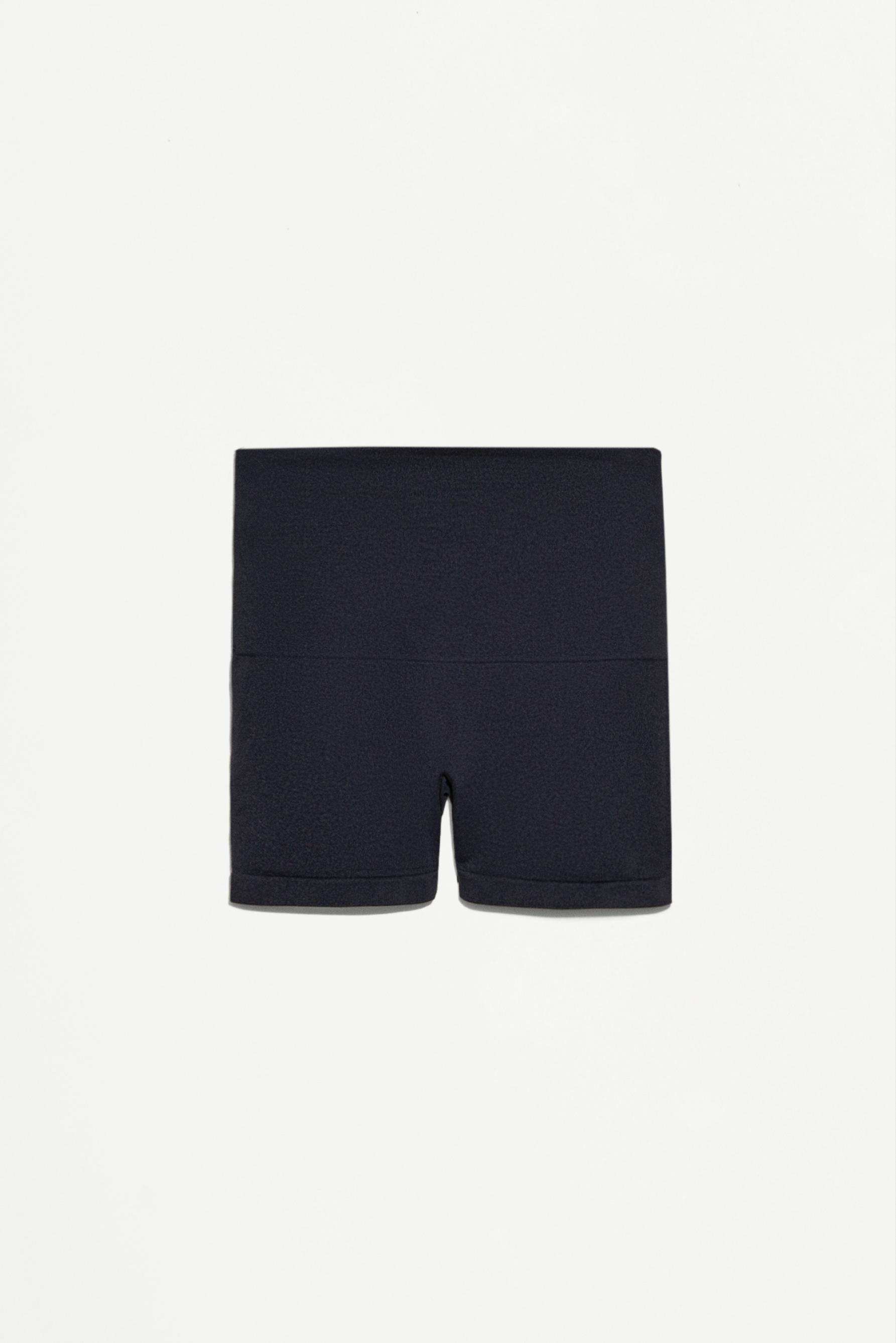 Seamless shapewear shorts — BLACK