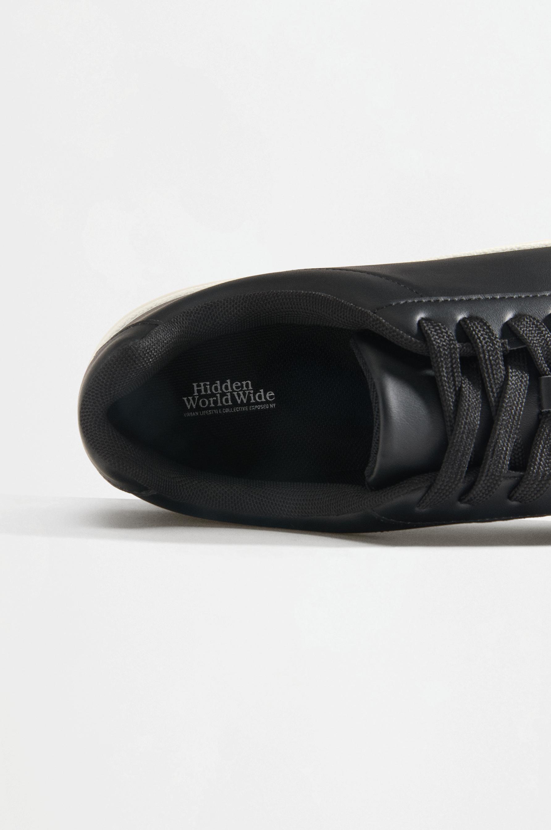 Casual sneakers — BLACK