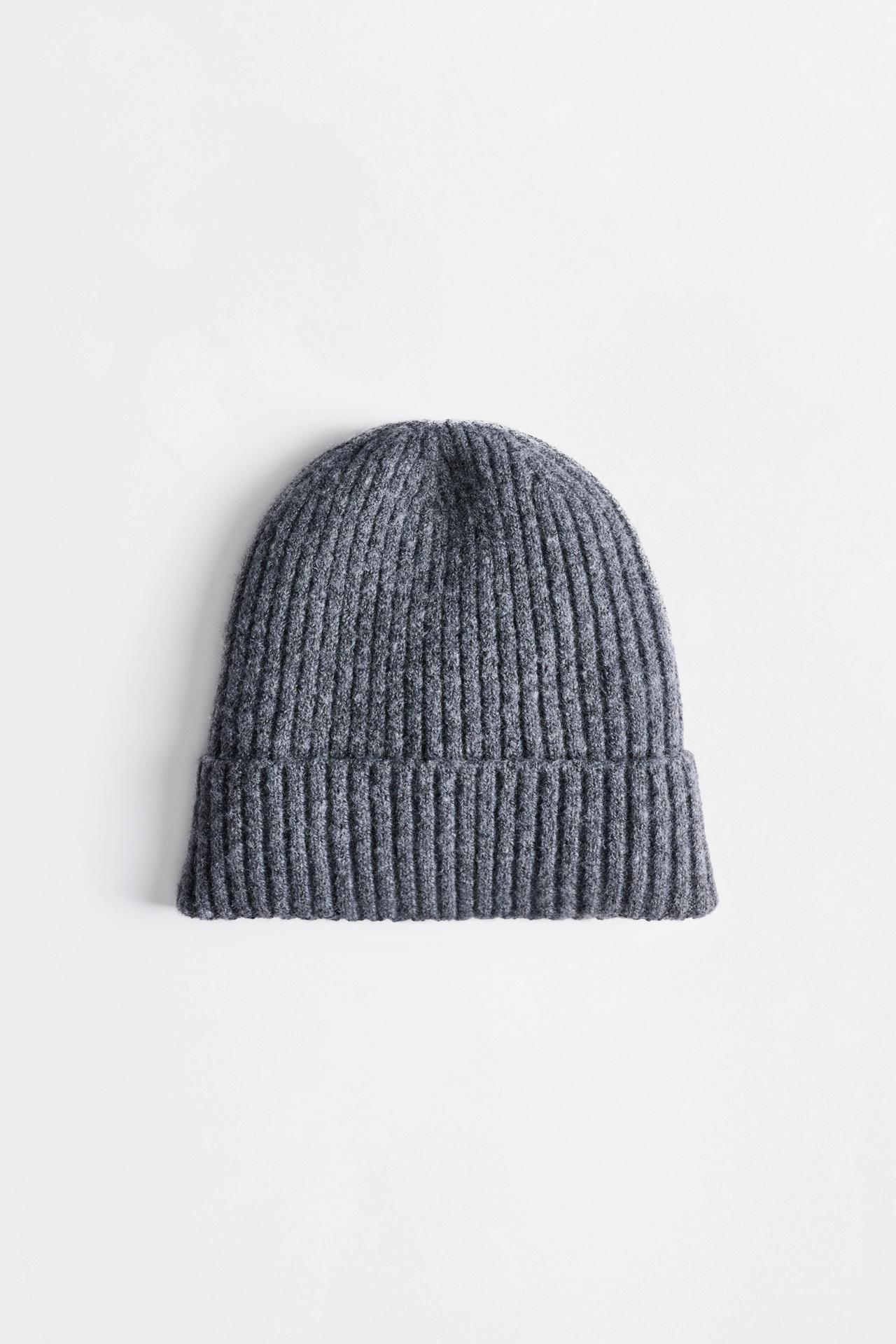 Ribbed hat — GREY