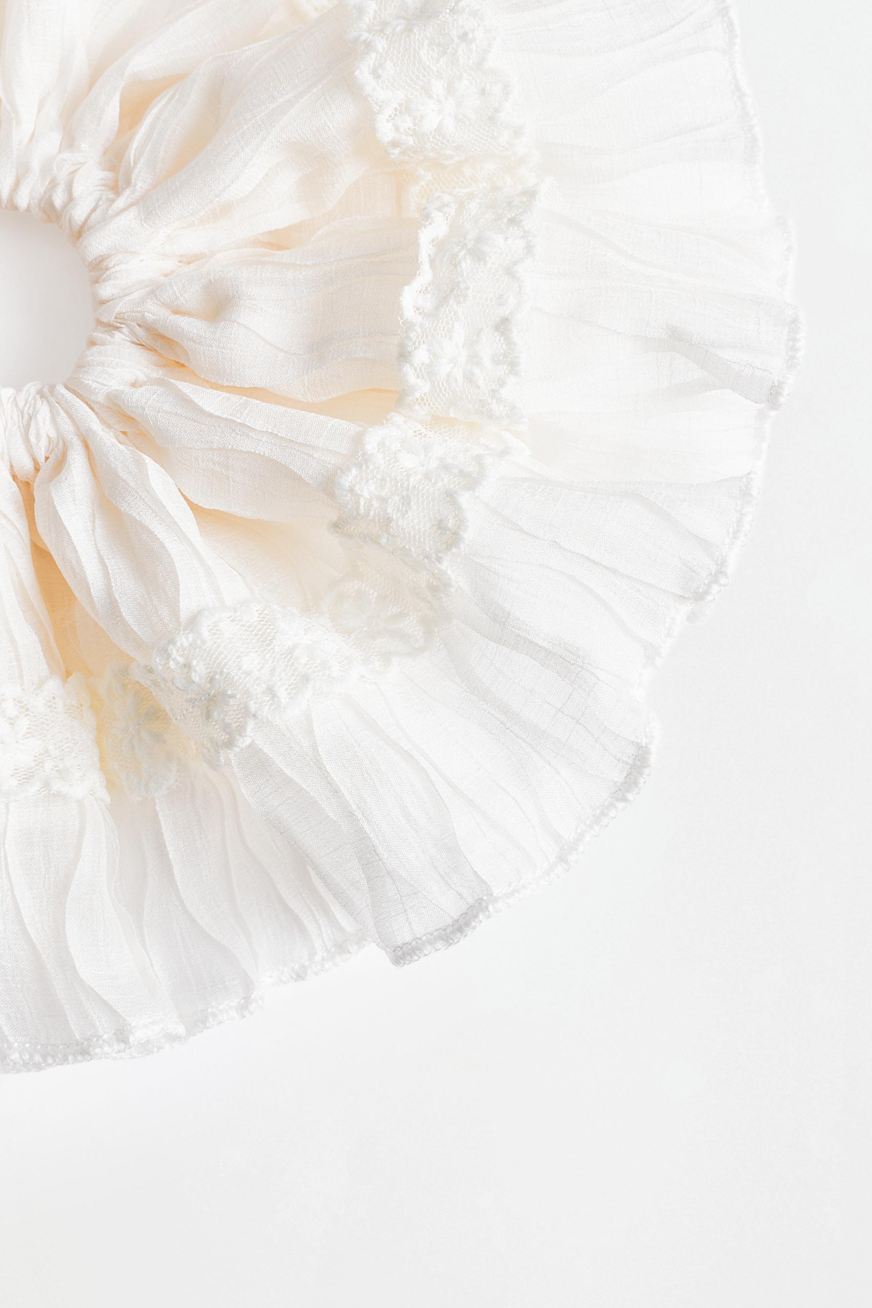 XL lace trim scrunchie — WHITE (alternate view)