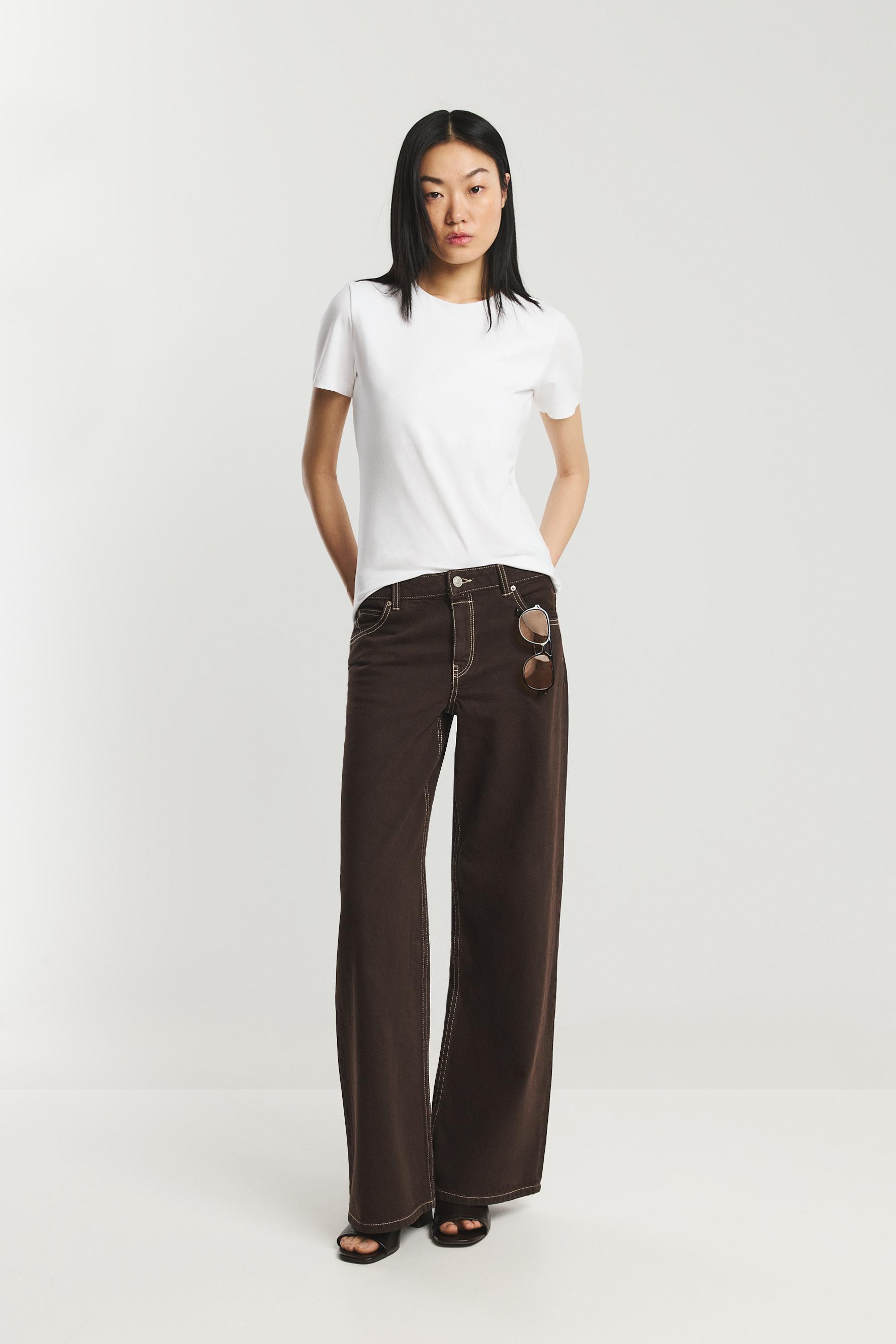 Round neck T-shirt — WHITE