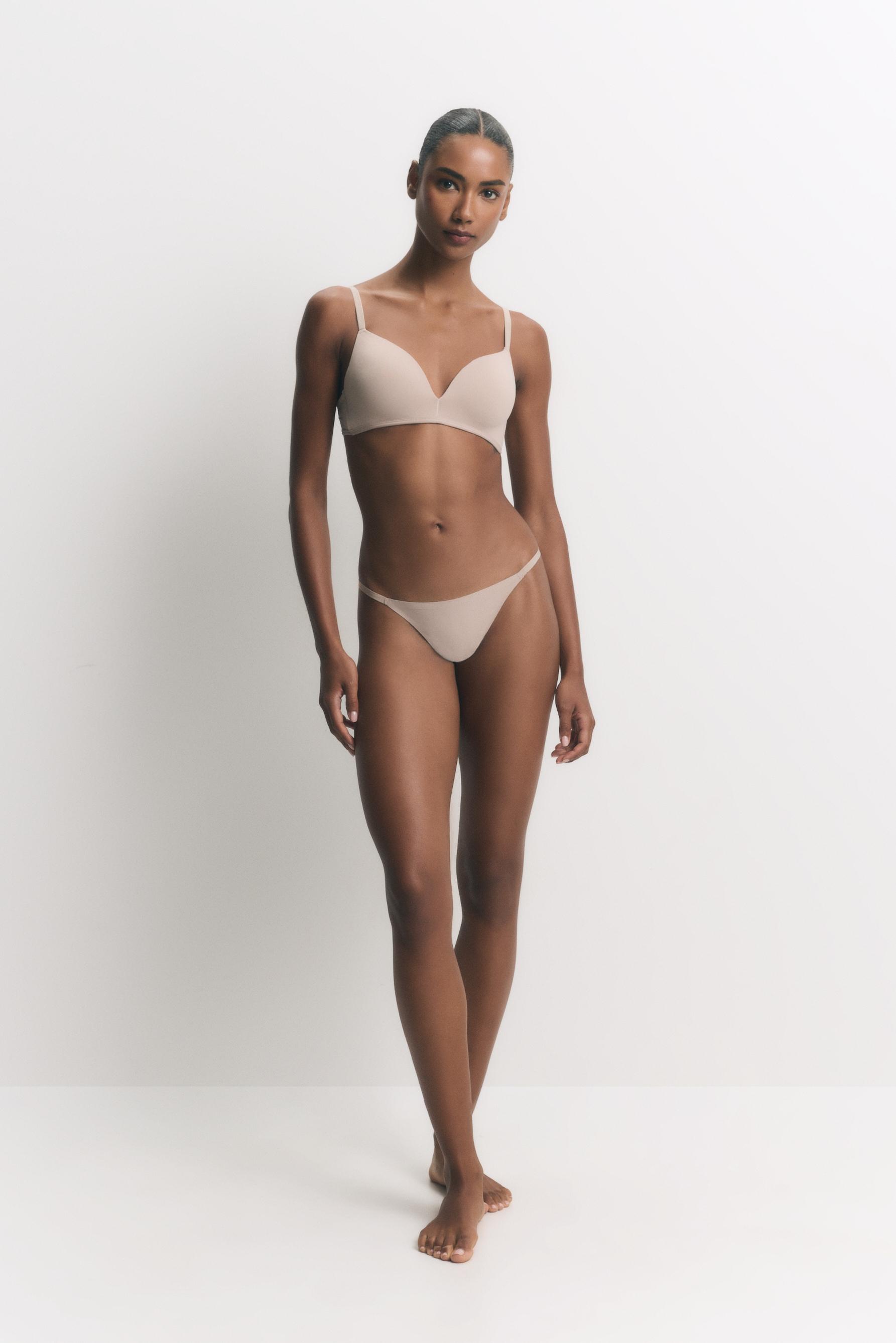 Microfibre classic pre-shaped bra — BROWN