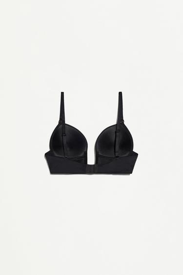 Extra plunging pre-shaped bra — BLACK 8