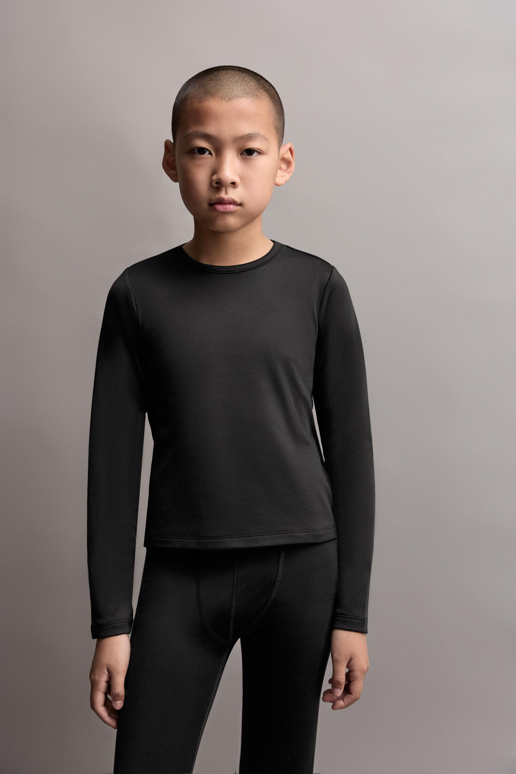 MEDIUM WEIGHT Thermal Comfort T-shirt — BLACK