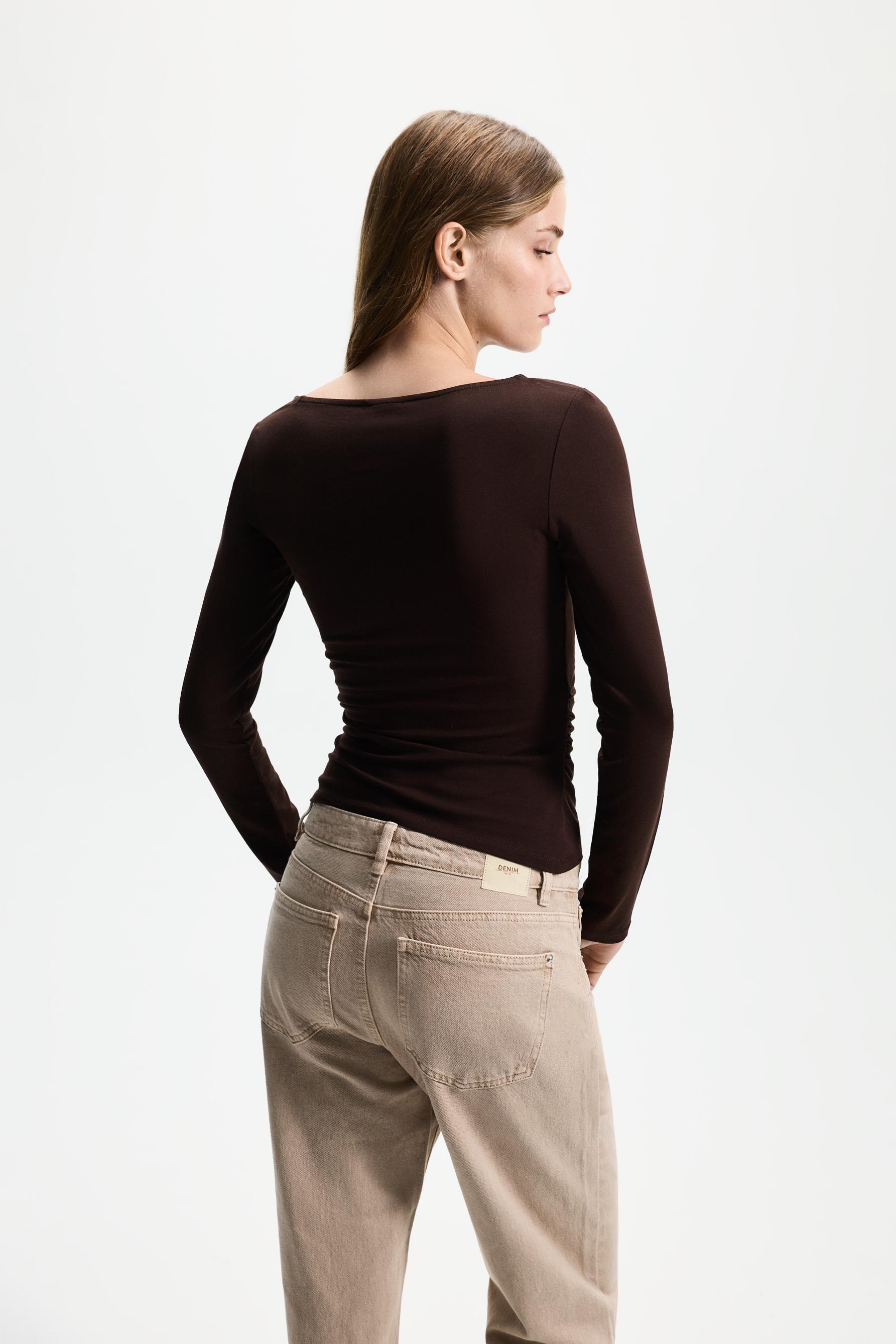 Ruched T-shirt — CHOCOLATE
