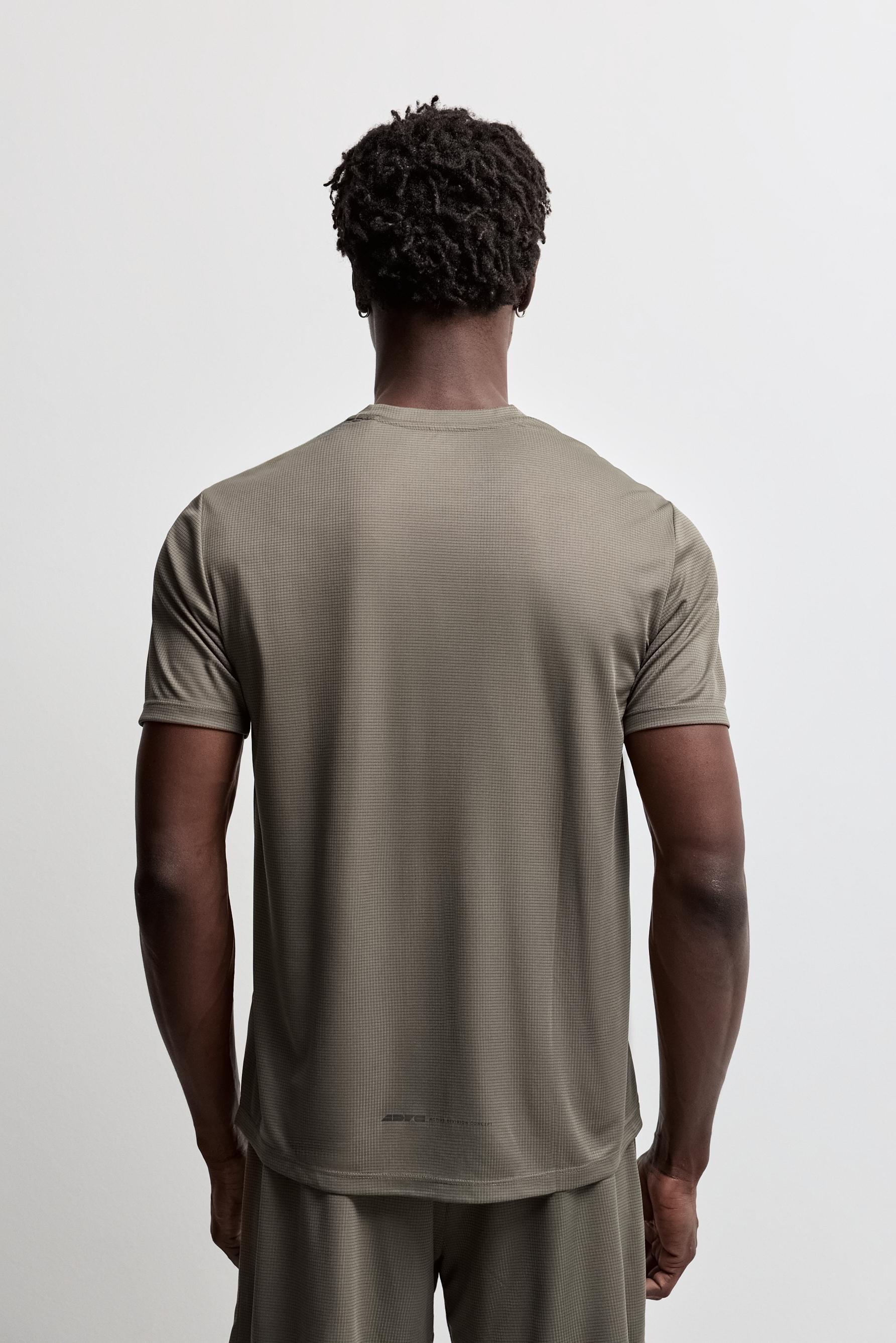 Sports T-shirt — DARK GREEN