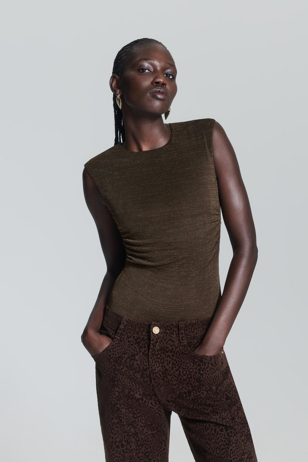 Body metalizado escote espalda