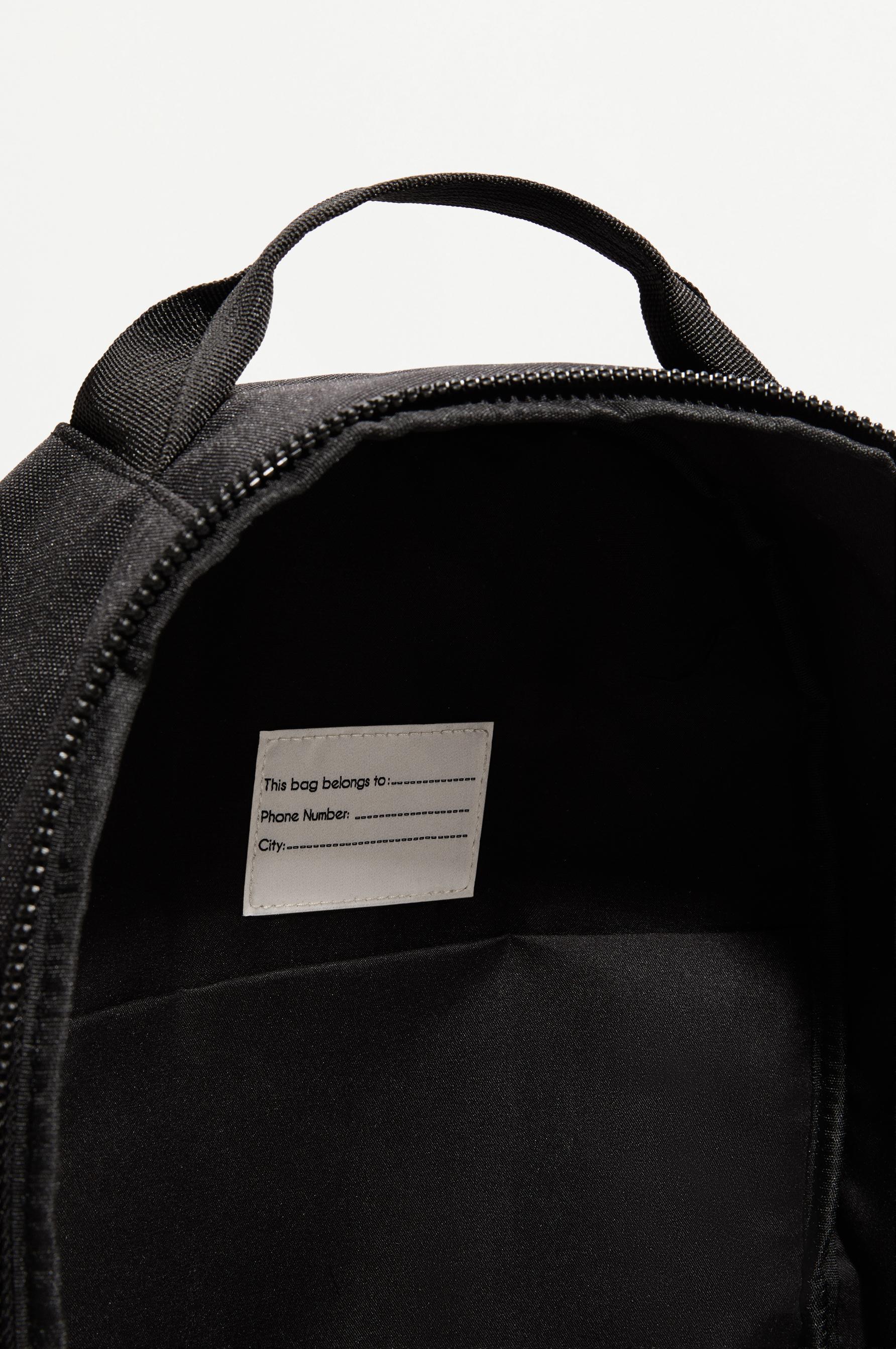 SKATER BACKPACK — BLACK