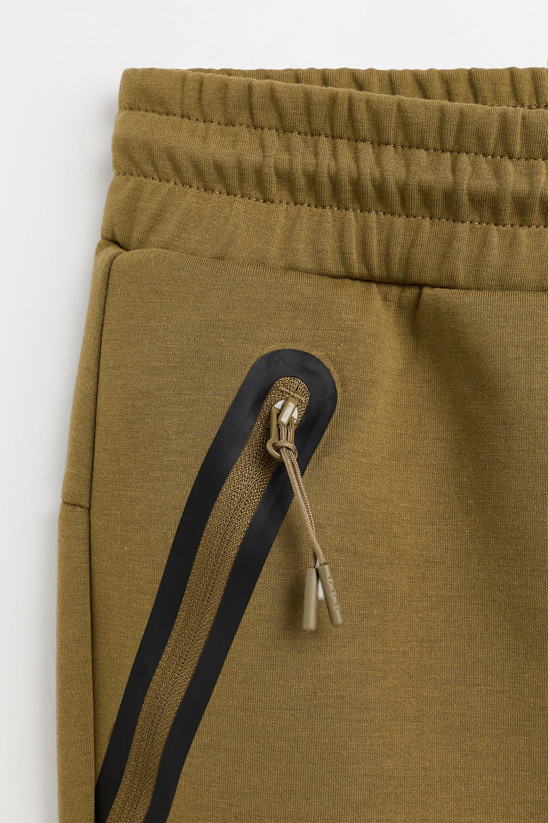 Basic interlock Bermuda shorts — OLIVE GREEN