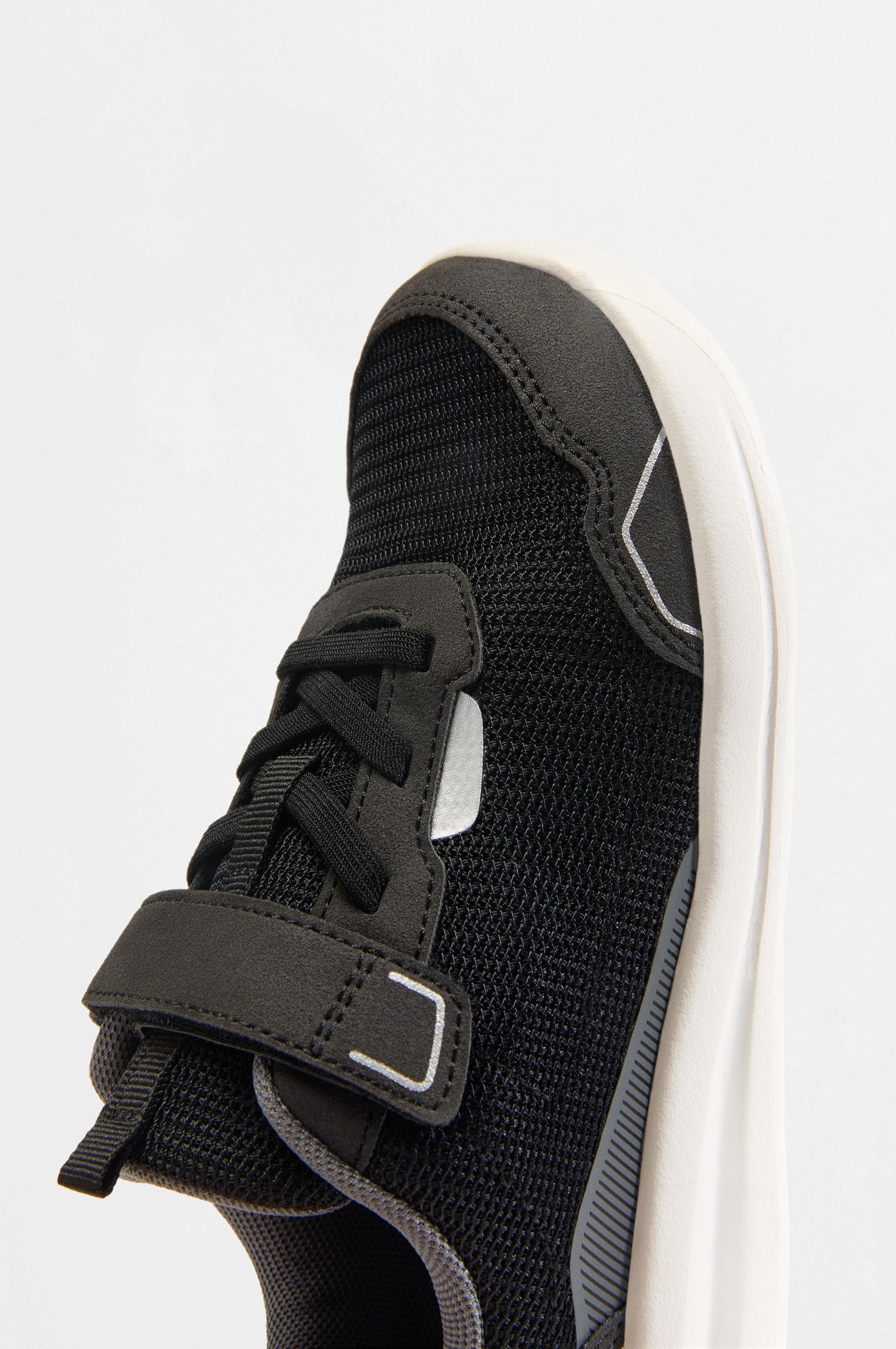 Barefoot sneakers — BLACK