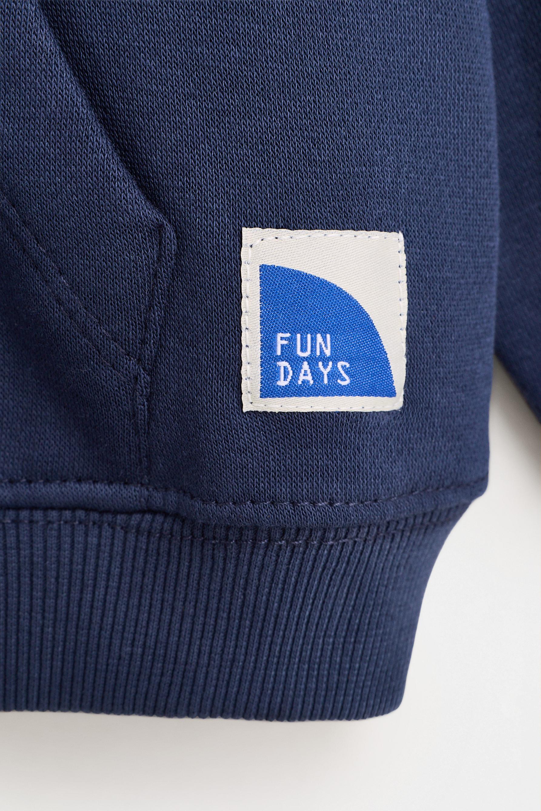 Zip-up sweatshirt — NAVY