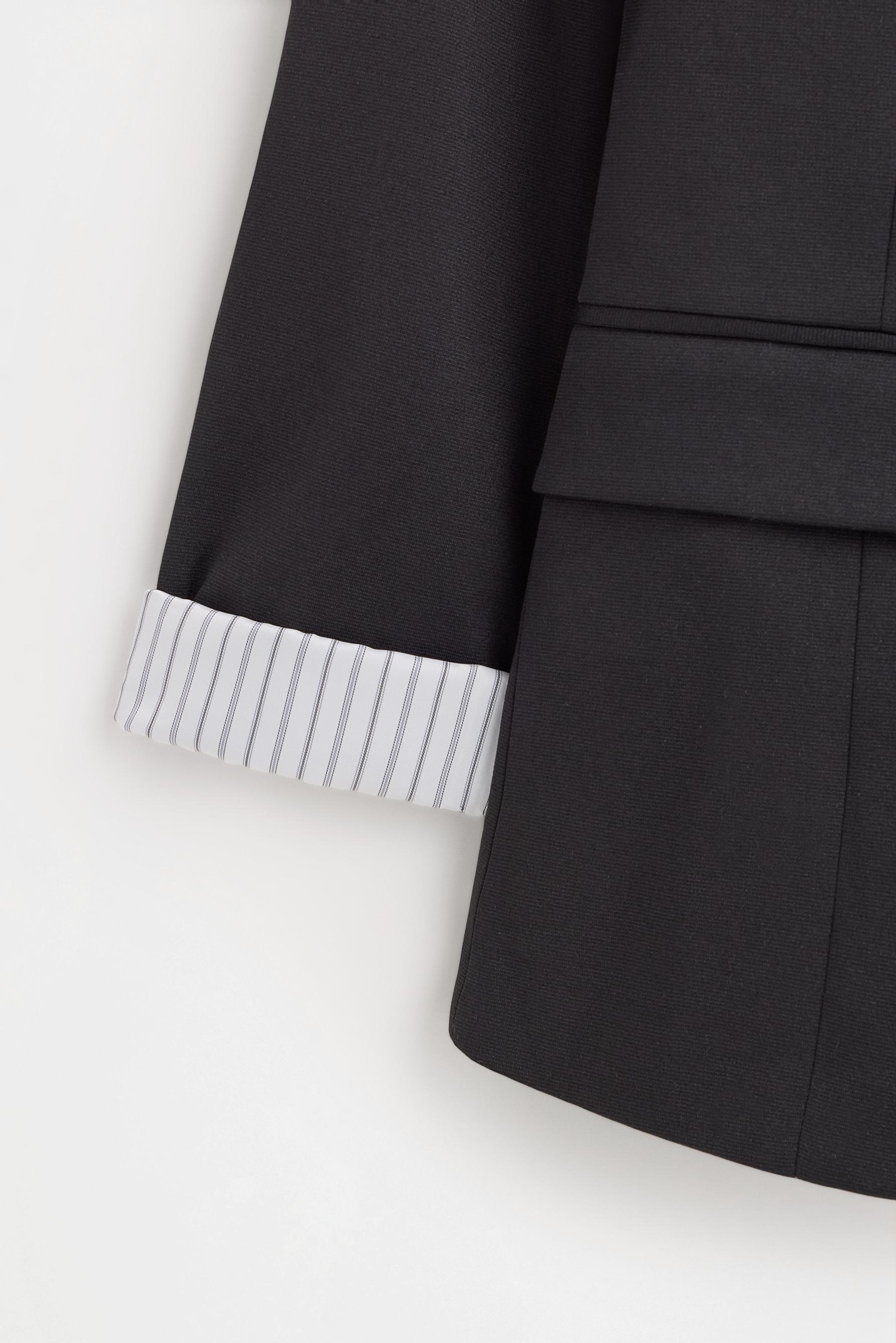 Striped cuff blazer — BLACK