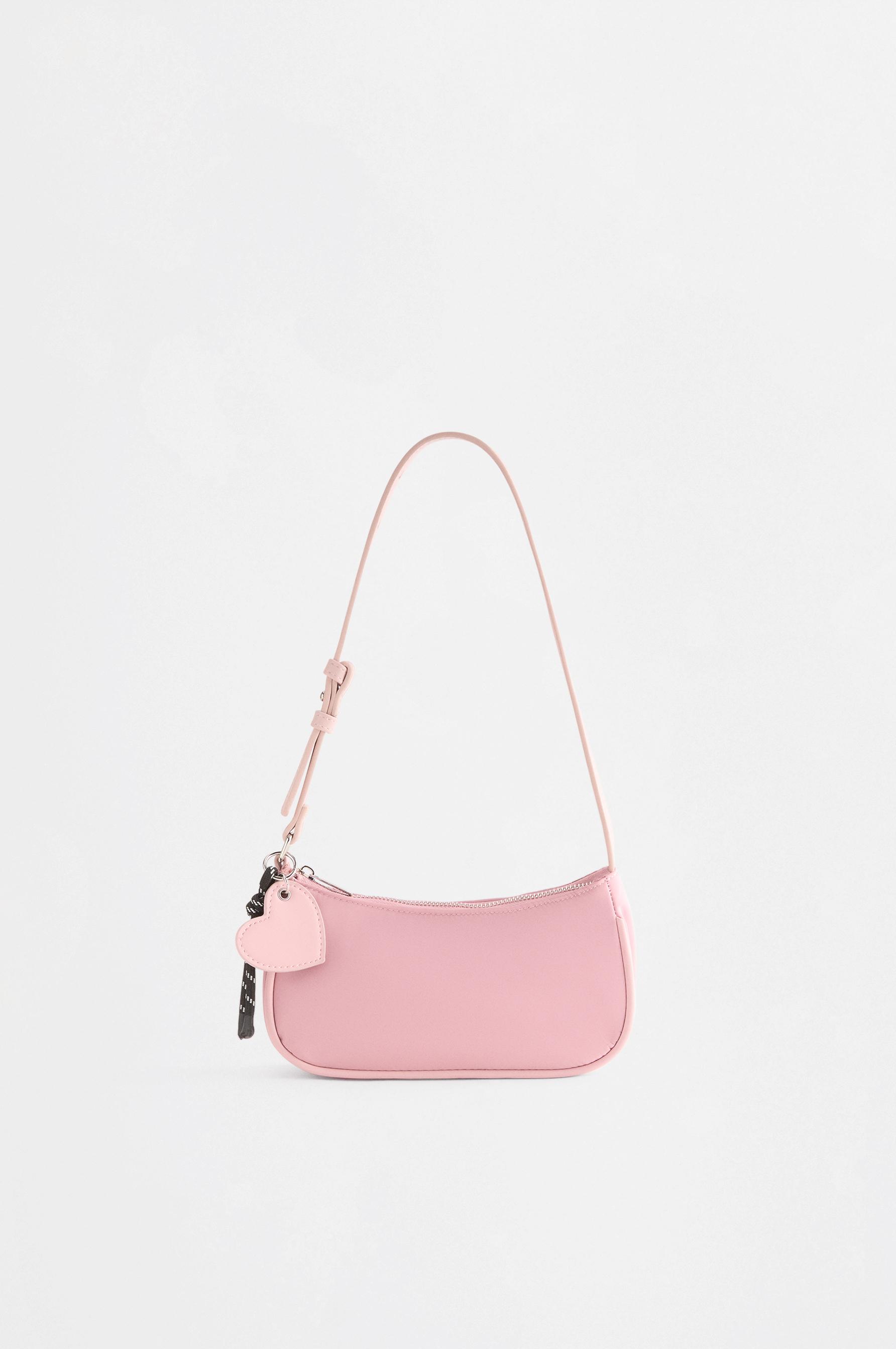 Bolso de hombro charm corazón
