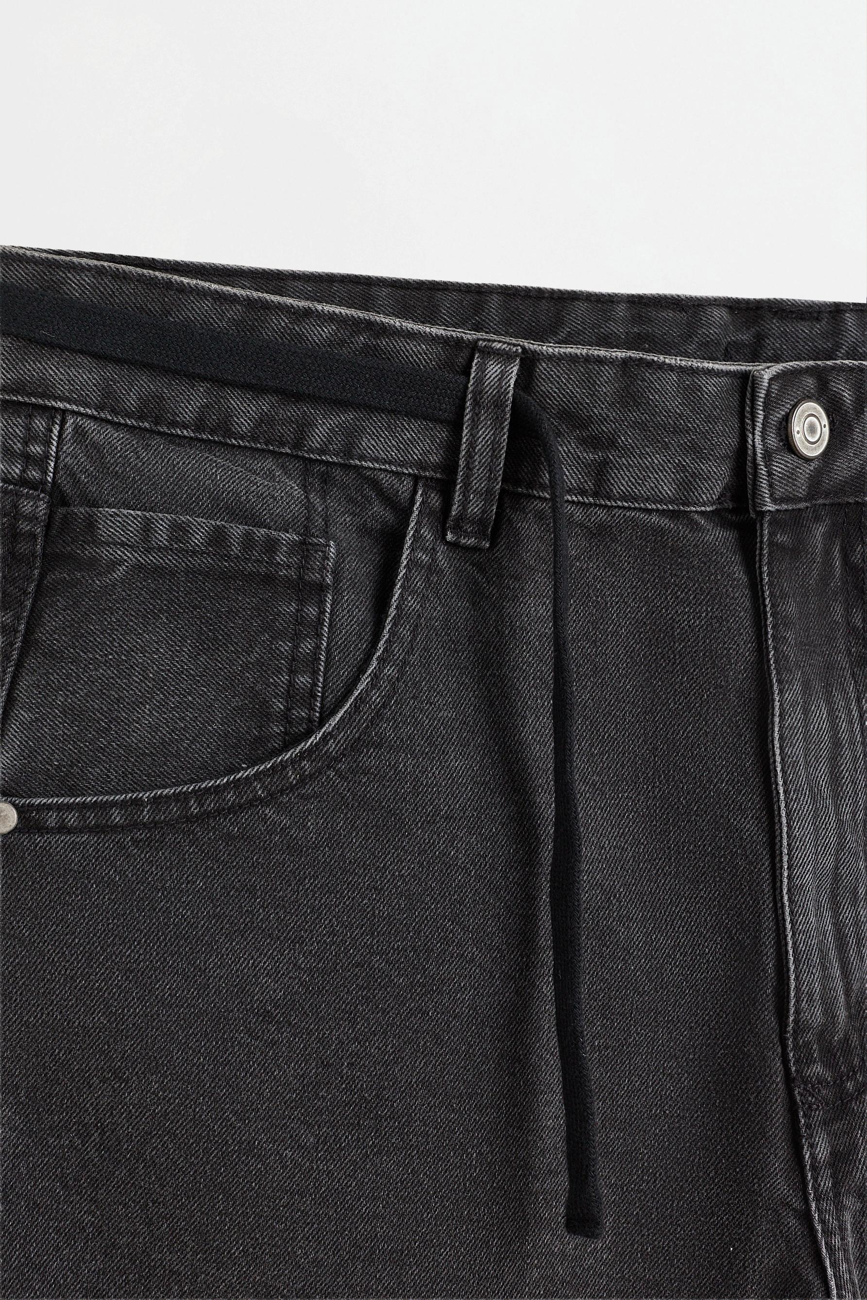 Drawstring Bermuda shorts — BLACK