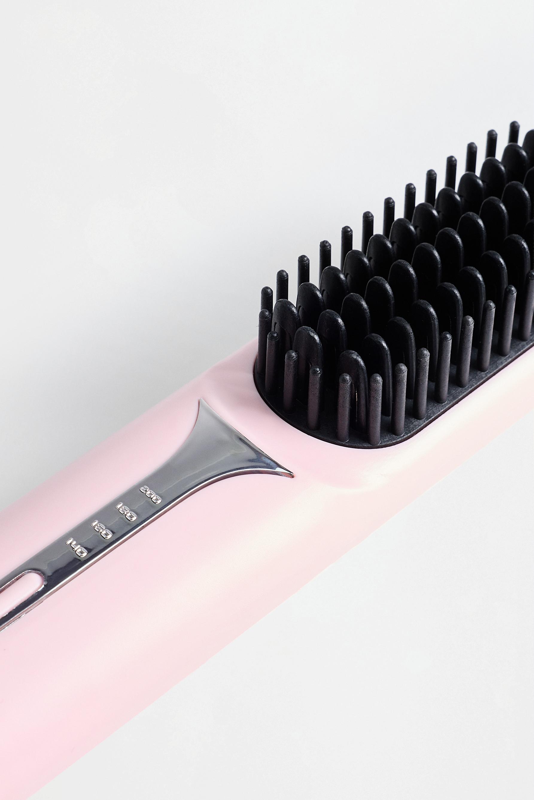Portable hair straightening brush — ROSE PINK
