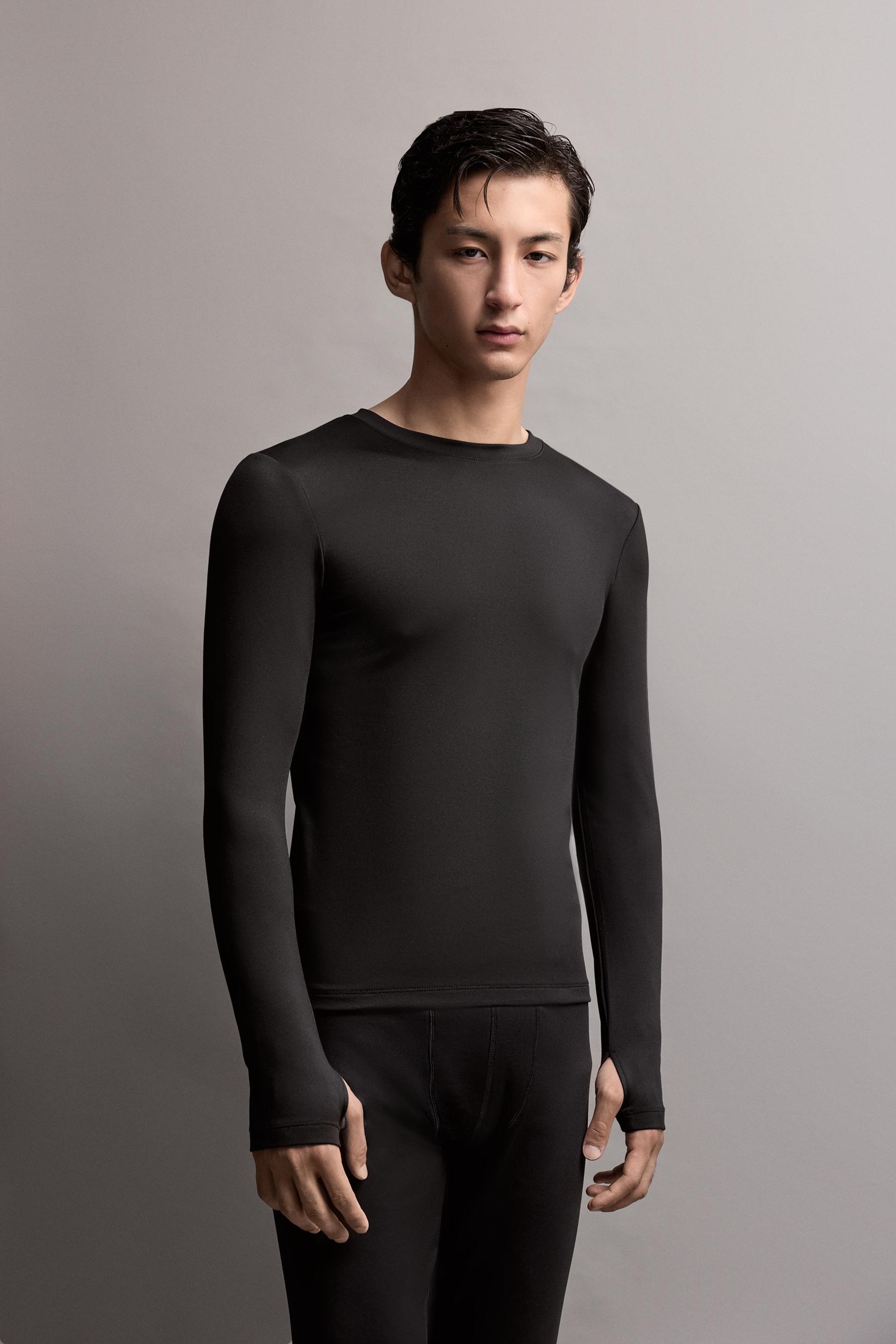 Medium weight thermal insulation T-shirt (-7ºC to 9ºC) — BLACK