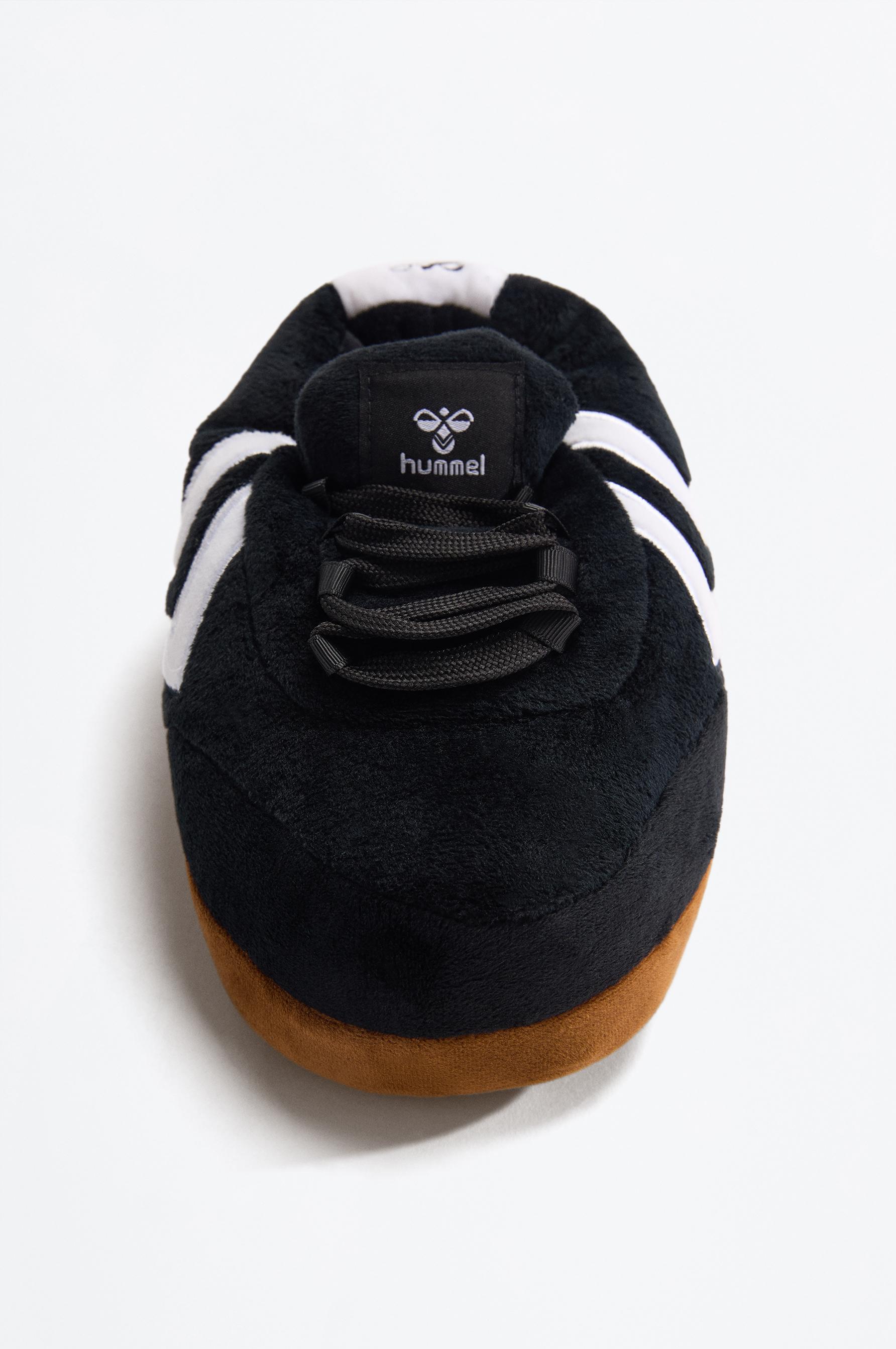 Hummel voluminous house slippers — BLACK