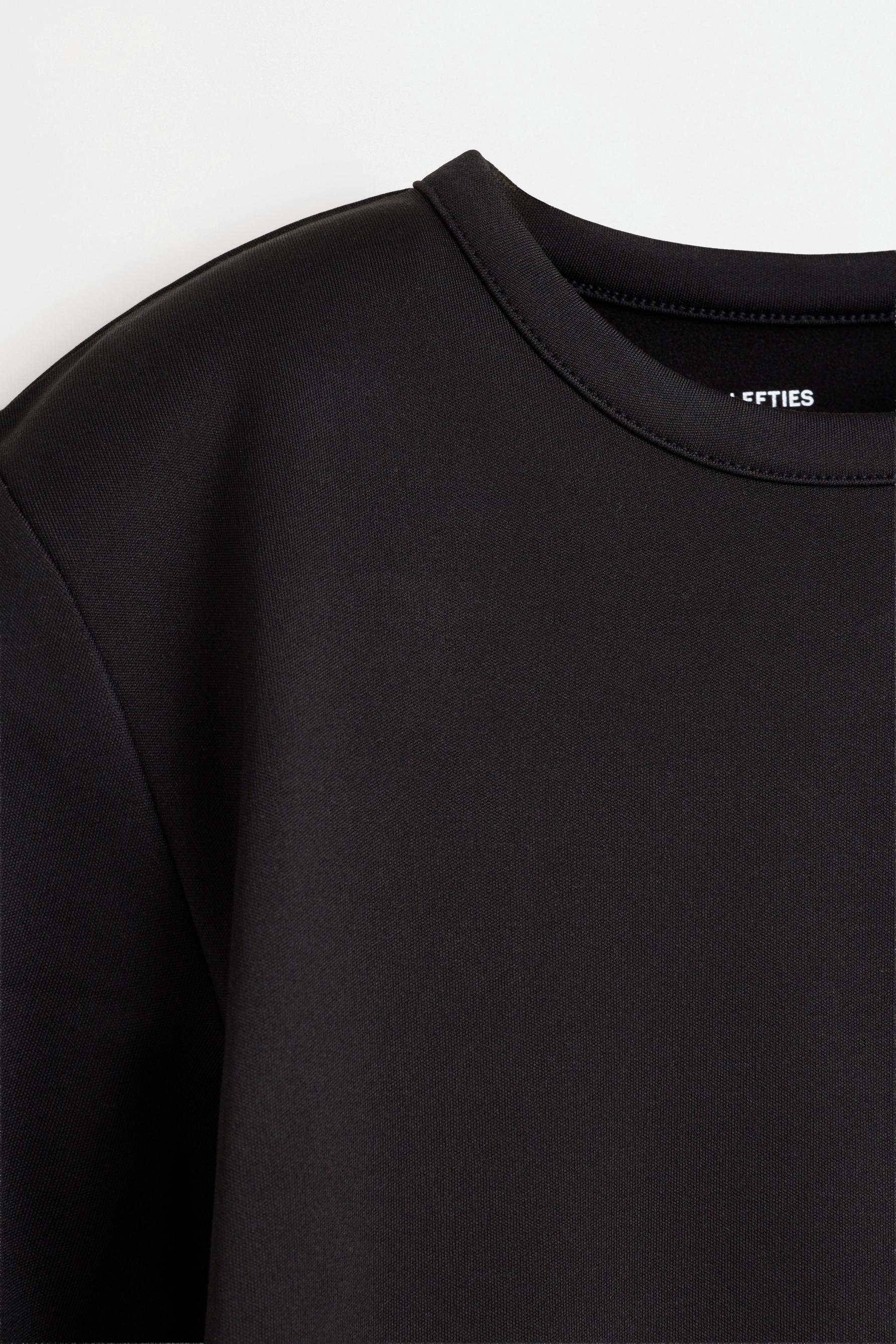 Medium weight thermal comfort T-shirt — BLACK