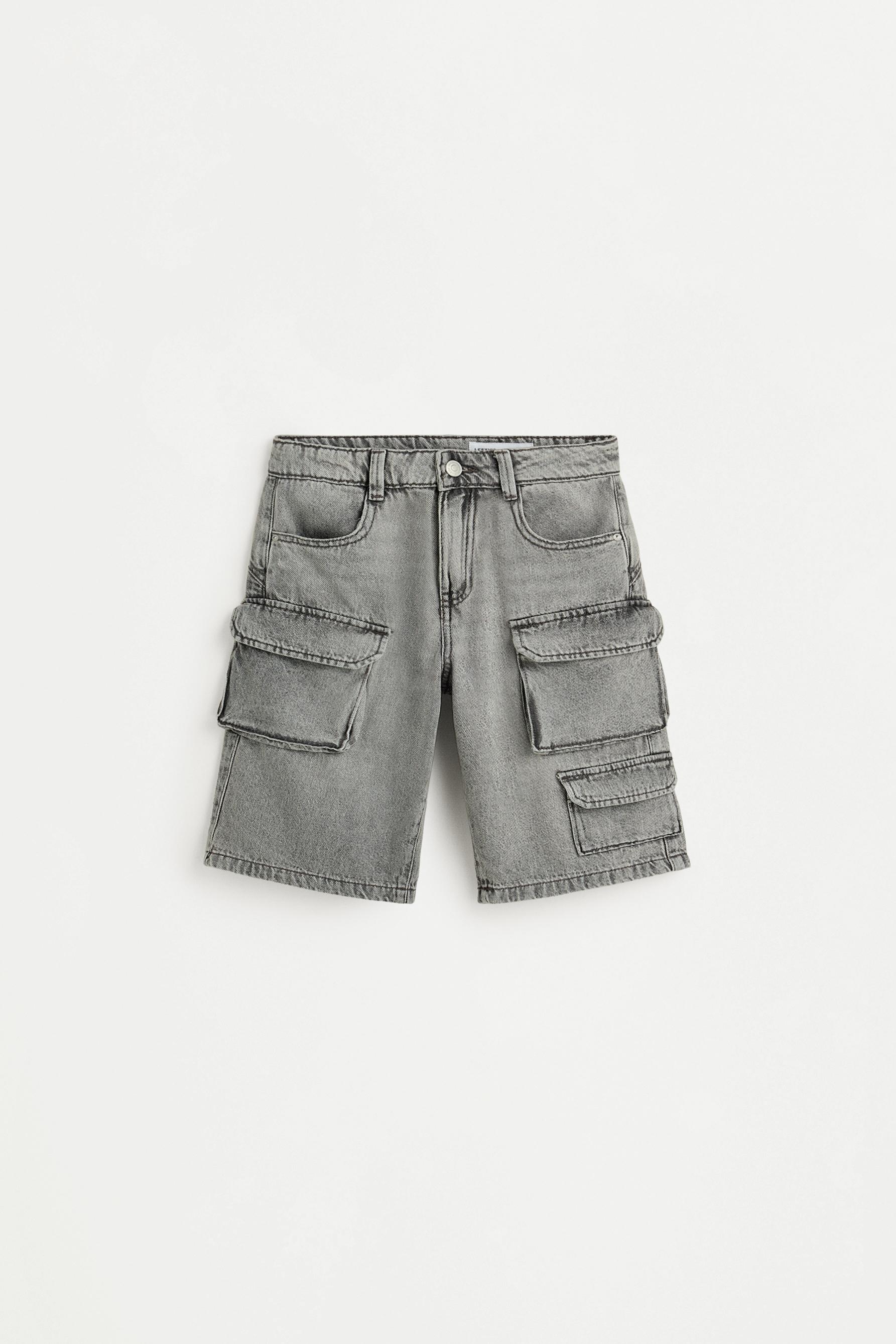 Multi-pocket denim cargo Bermuda shorts — MEDIUM GREY