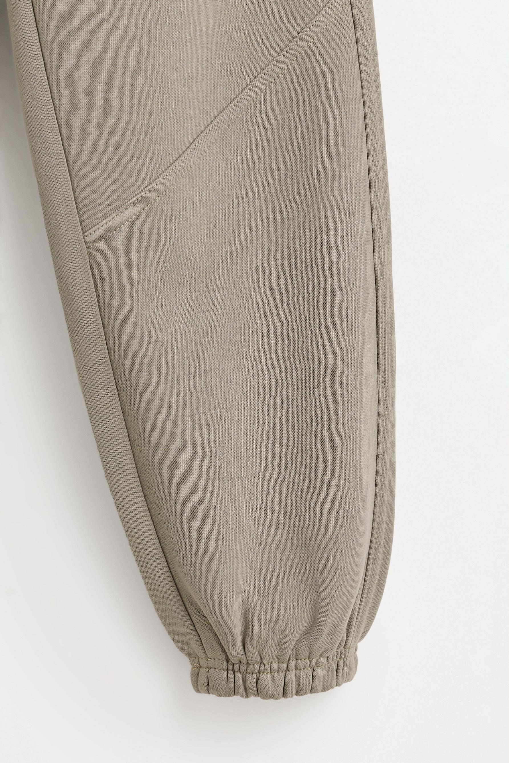 Plush trousers with seam detail — PALE KHAKI