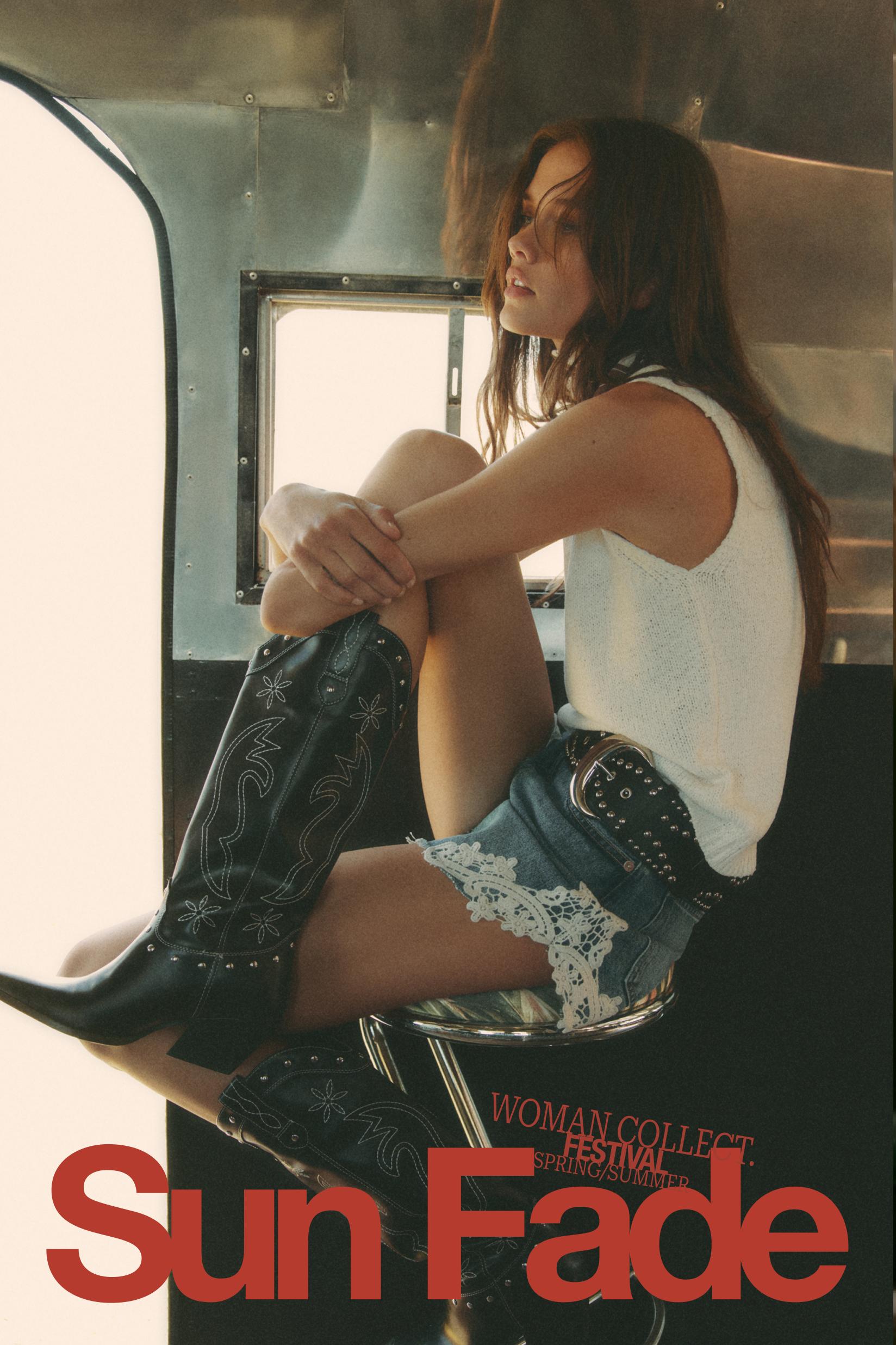 Cowboy studded boot — BLACK