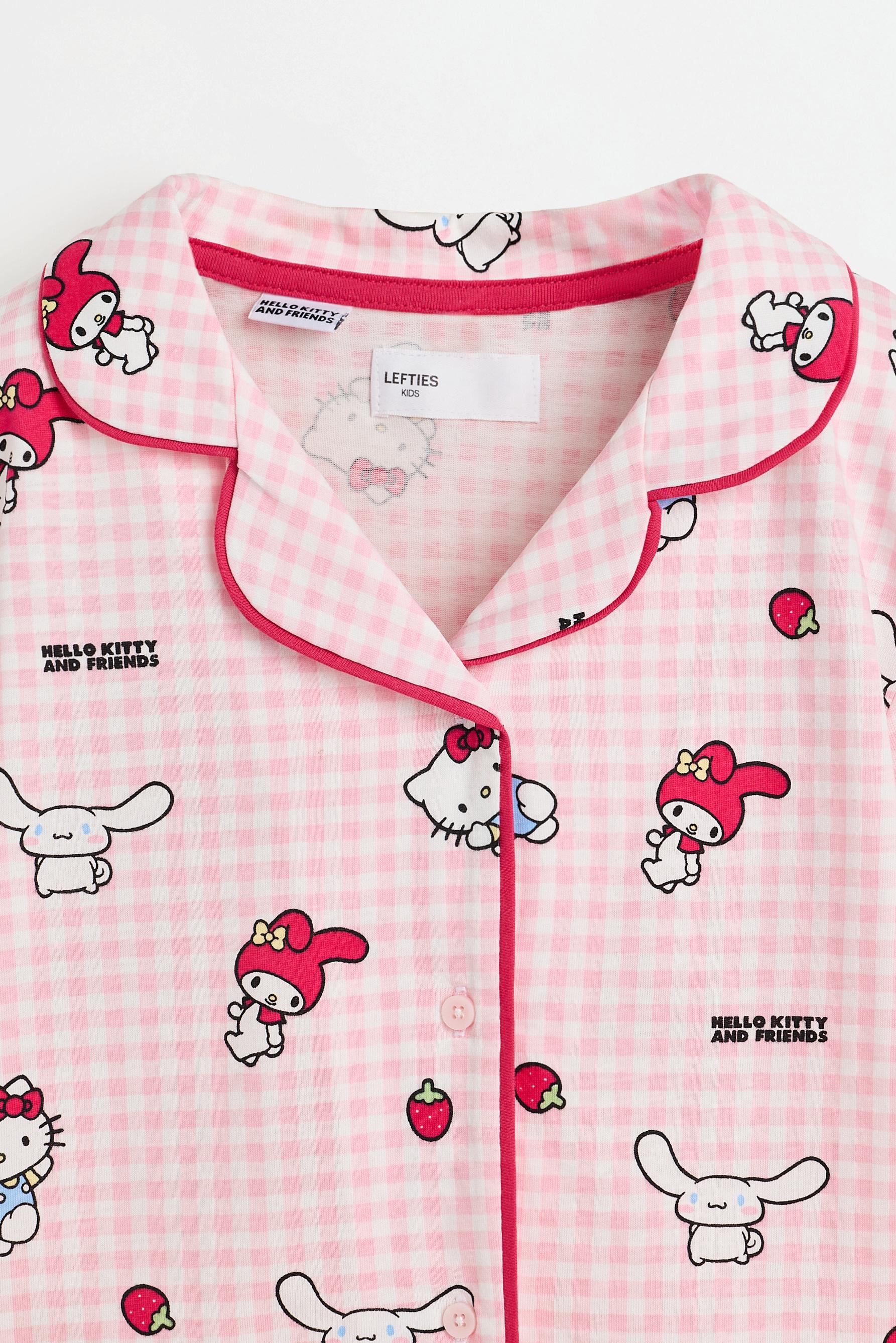 Hello Kitty ©SANRIO shirt-style pyjama set with eye mask — PINK