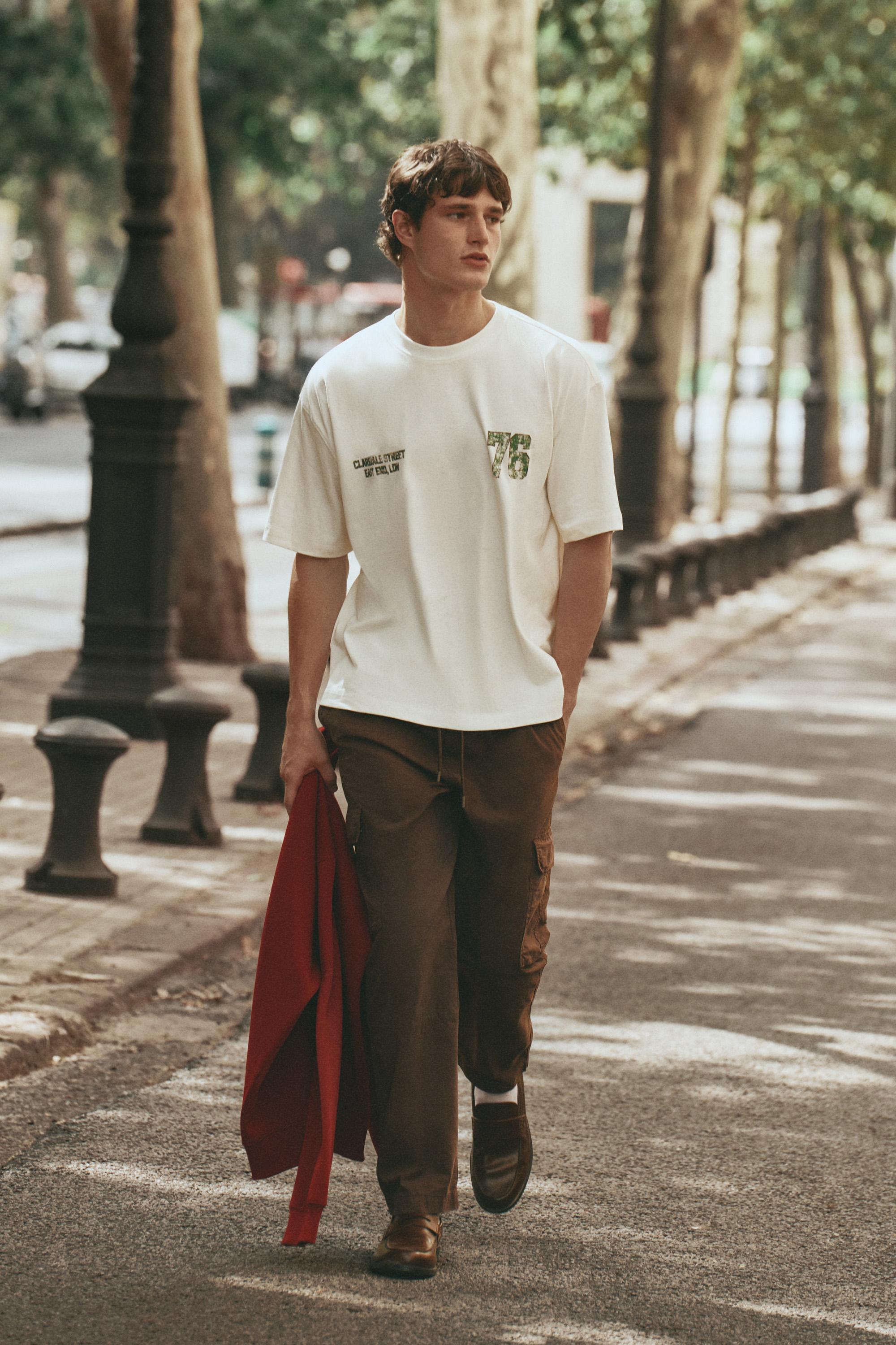 Oversize printed T-shirt — OFF WHITE