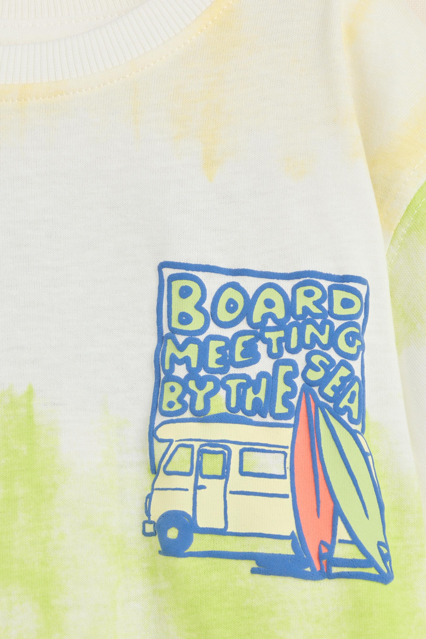 T-shirt with a maxi print on the back — WHITE