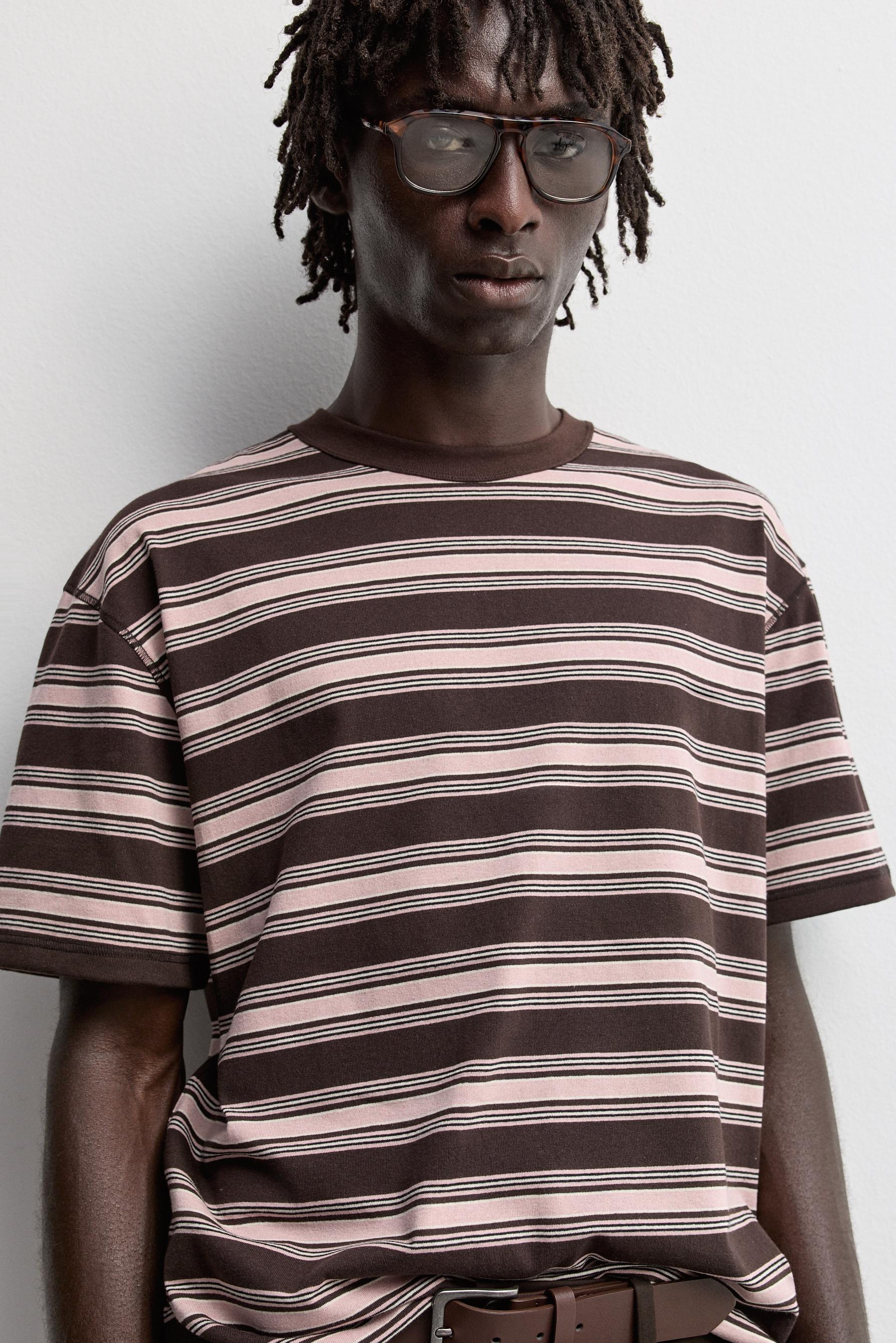 Textured striped T-shirt — BROWN