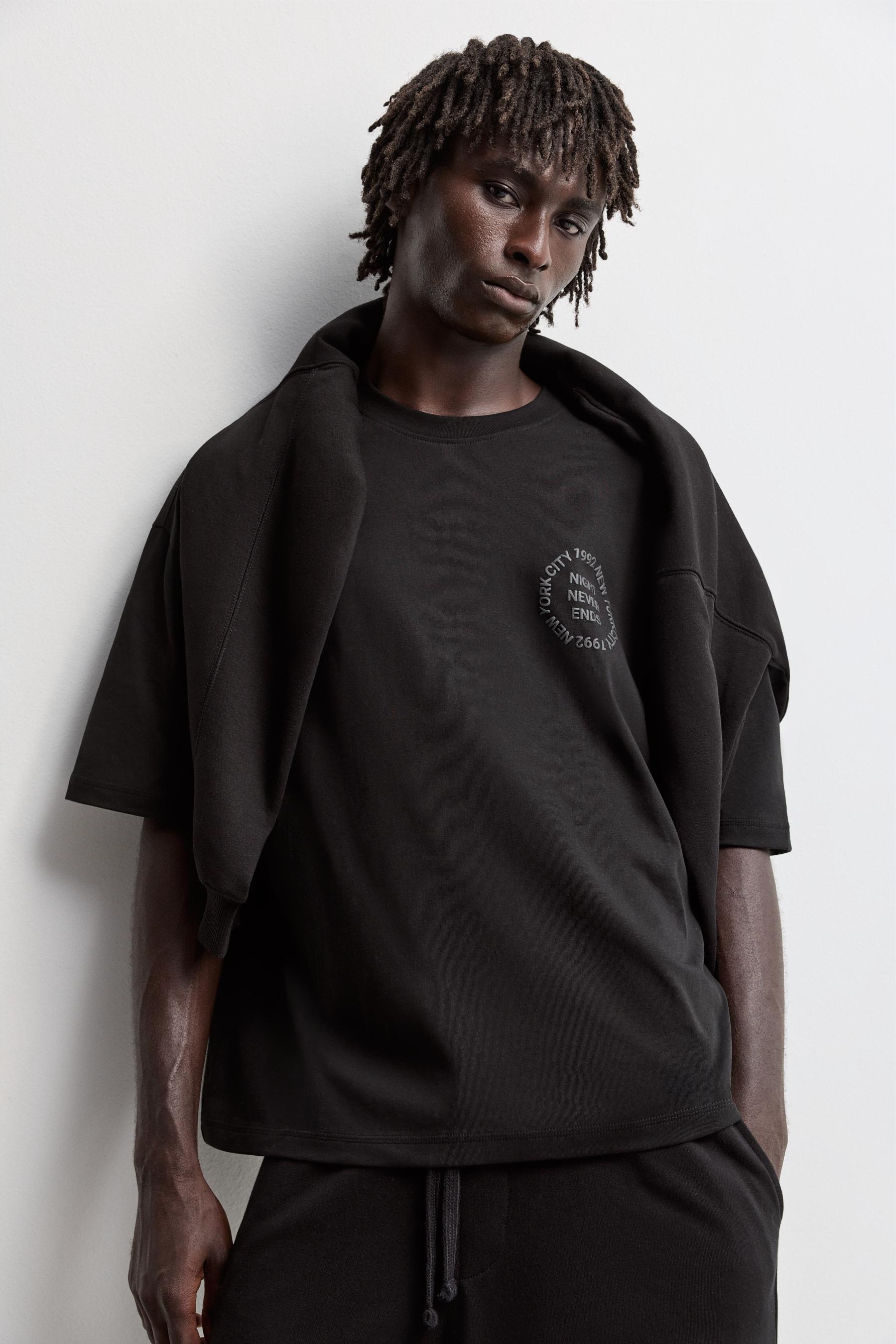 Oversize printed T-shirt — BLACK
