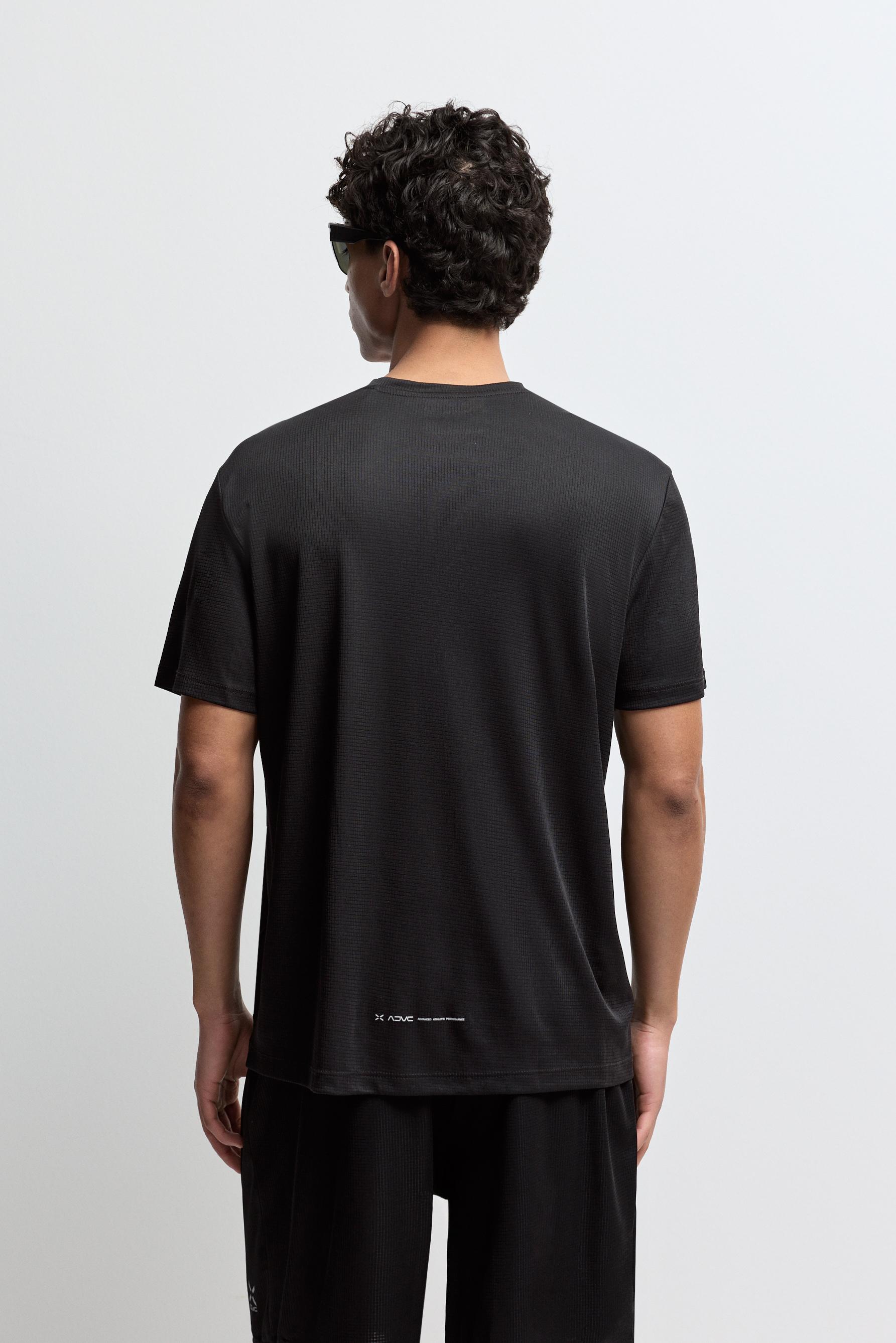 Sports T-shirt — BLACK