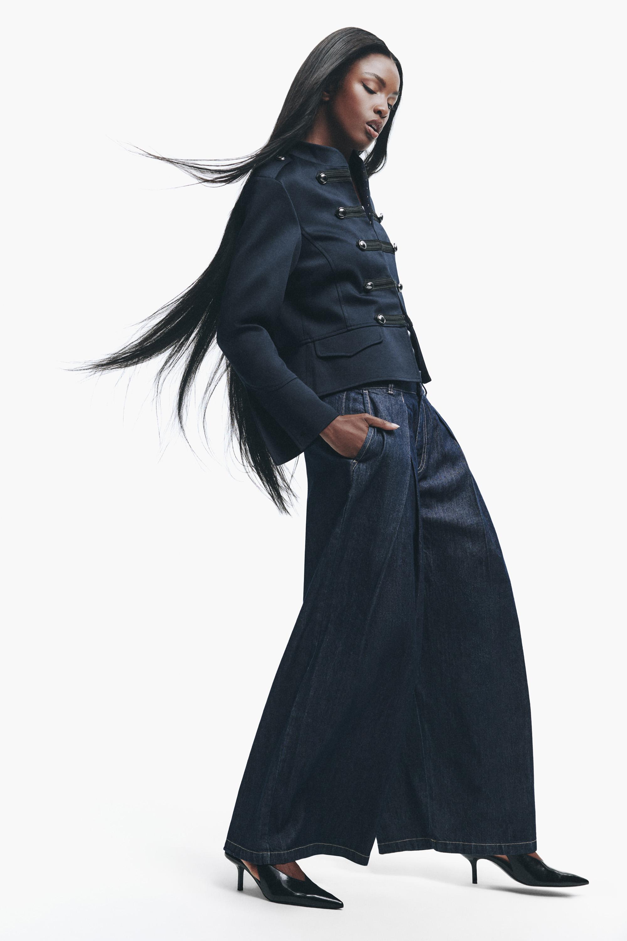 Super wide-leg pleated jeans — NAVY