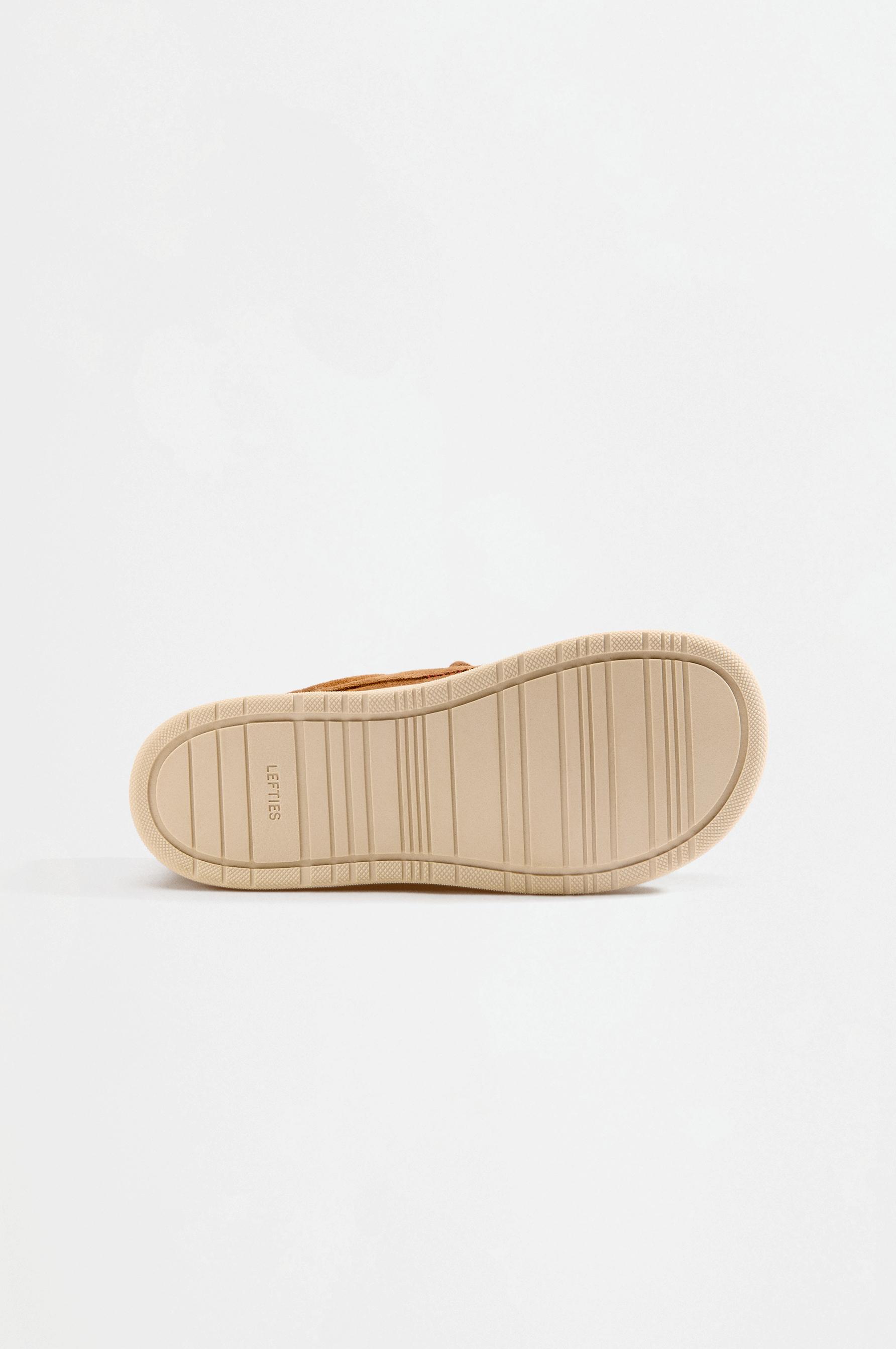 Barefoot dress sneakers — BROWN