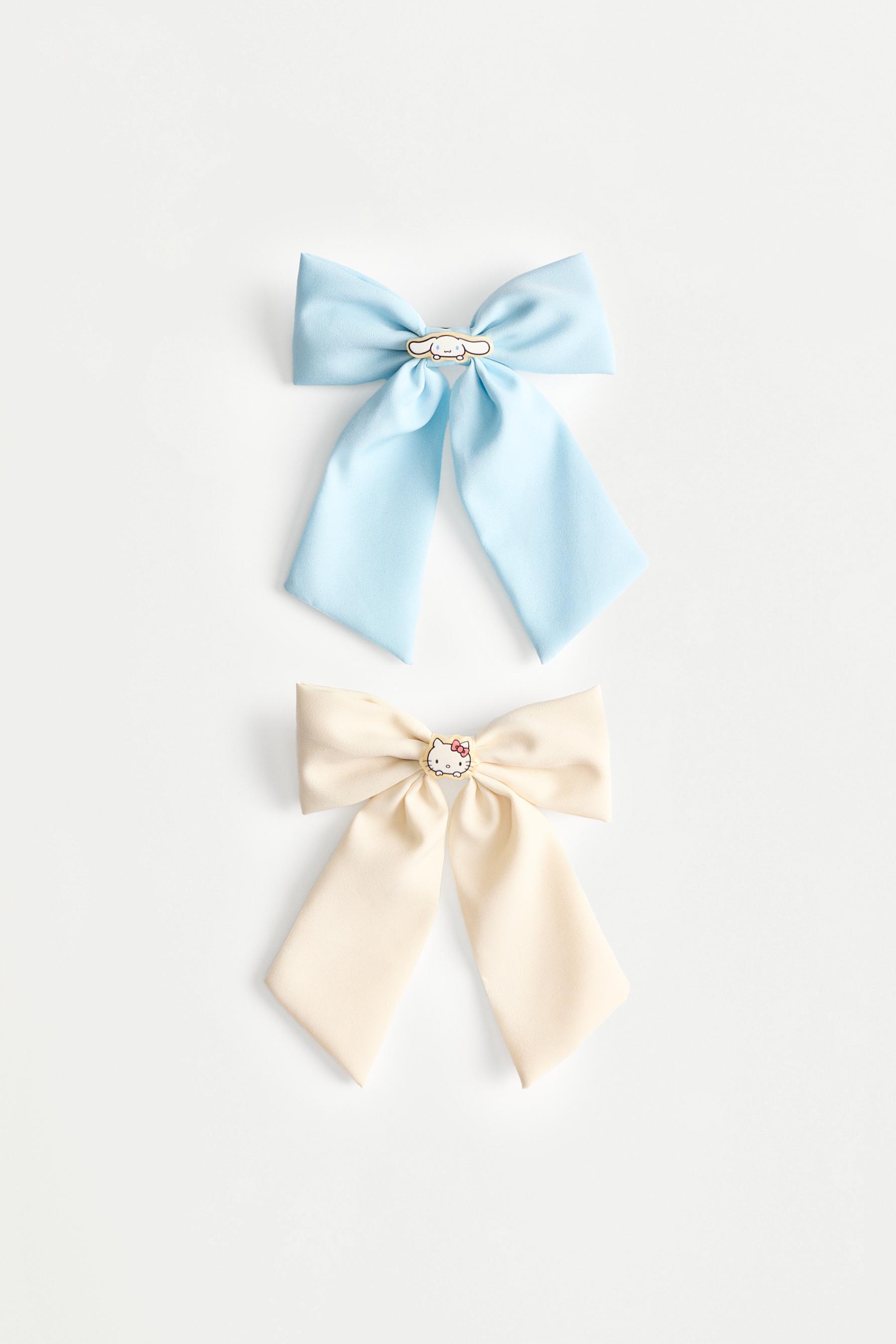 Hello Kitty ©SANRIO and Cinnamoroll bows (2-pack) — BEIGE