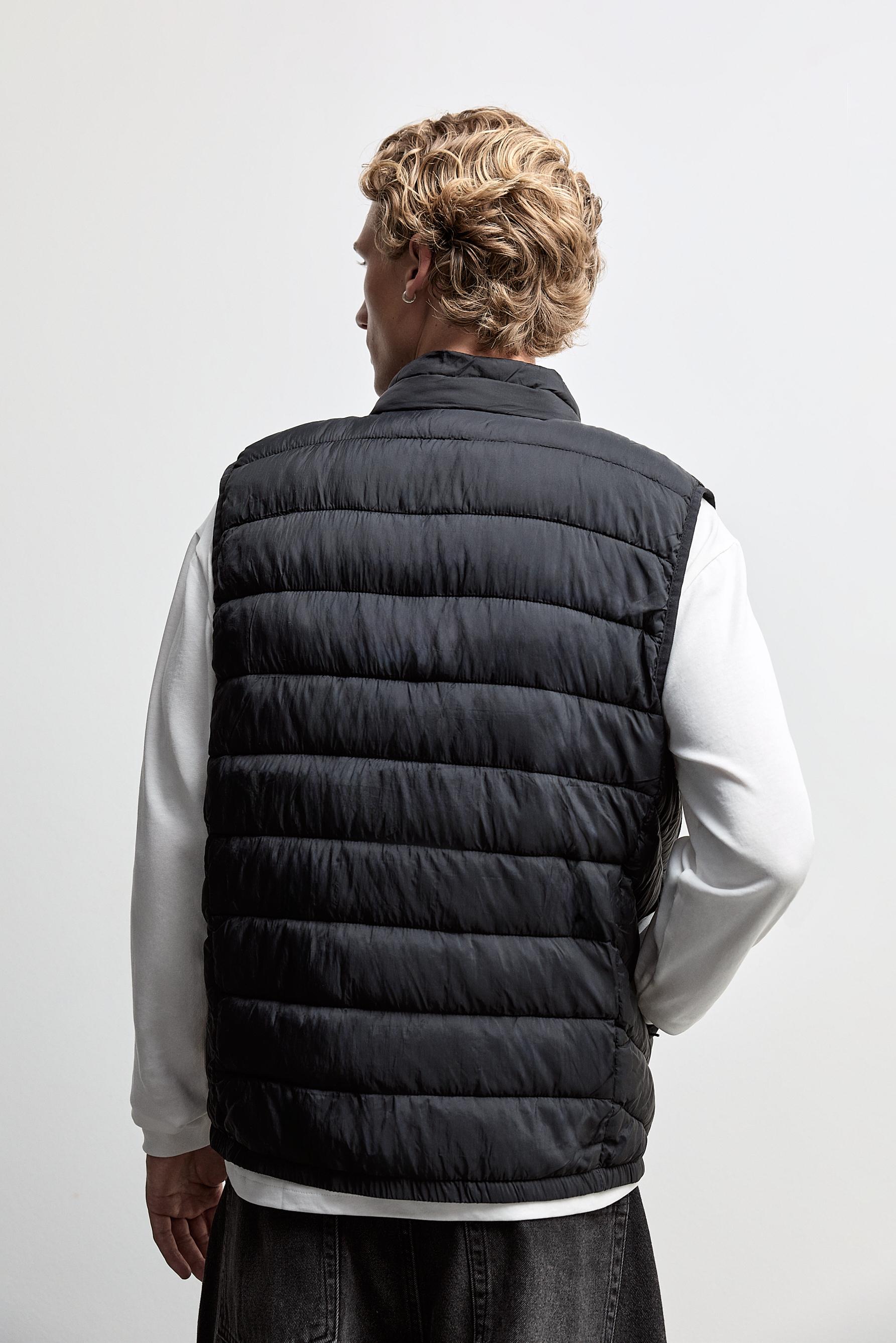 Lightweight quilted gilet — BLACK