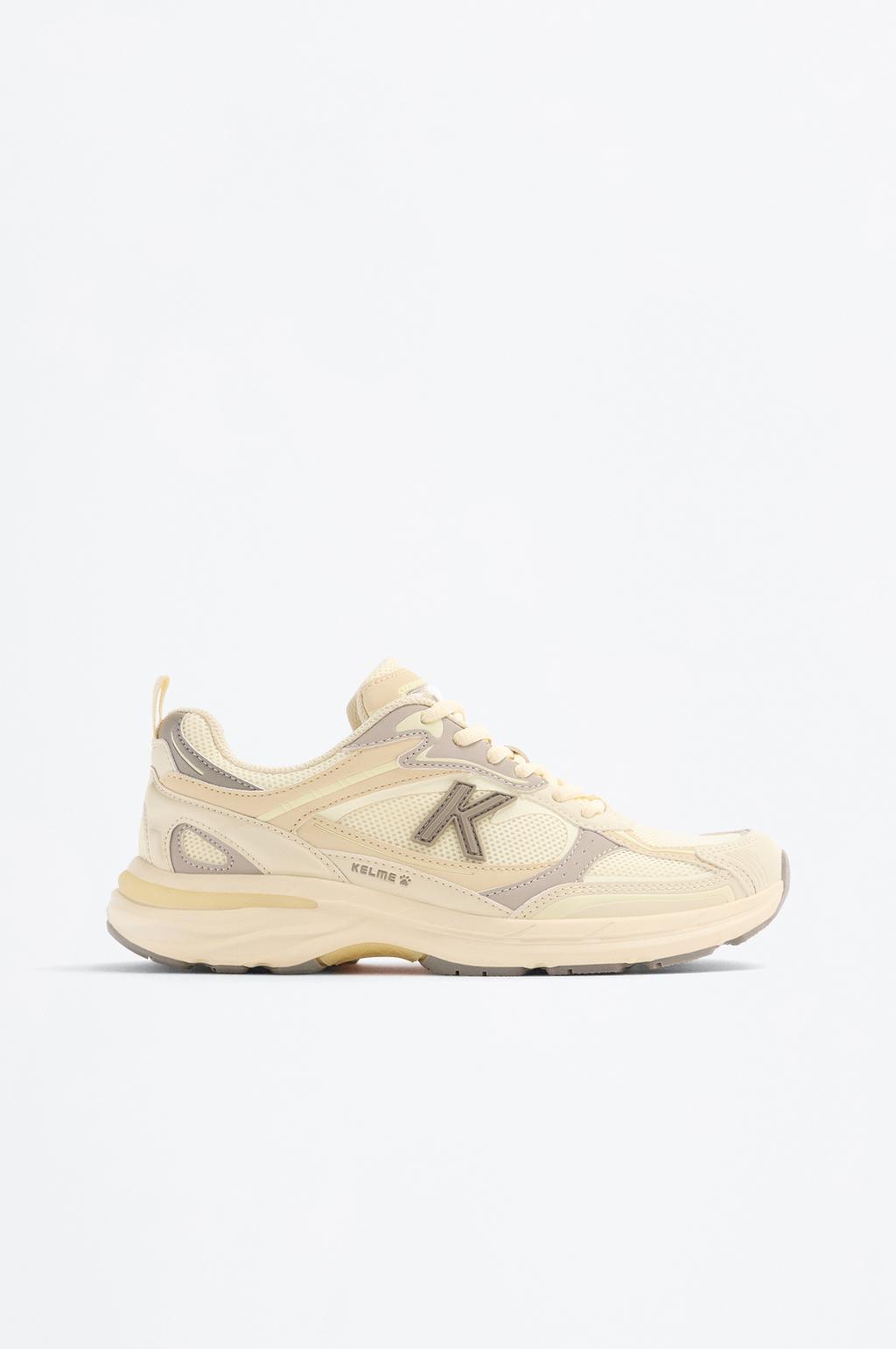 Sabatilla esportiva Kelme